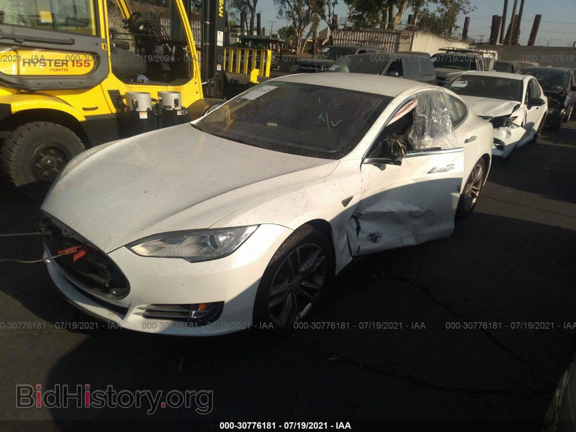 2013 TESLA MODEL S - VIN: 5YJSA1CN9DFP04451 - Photo 2