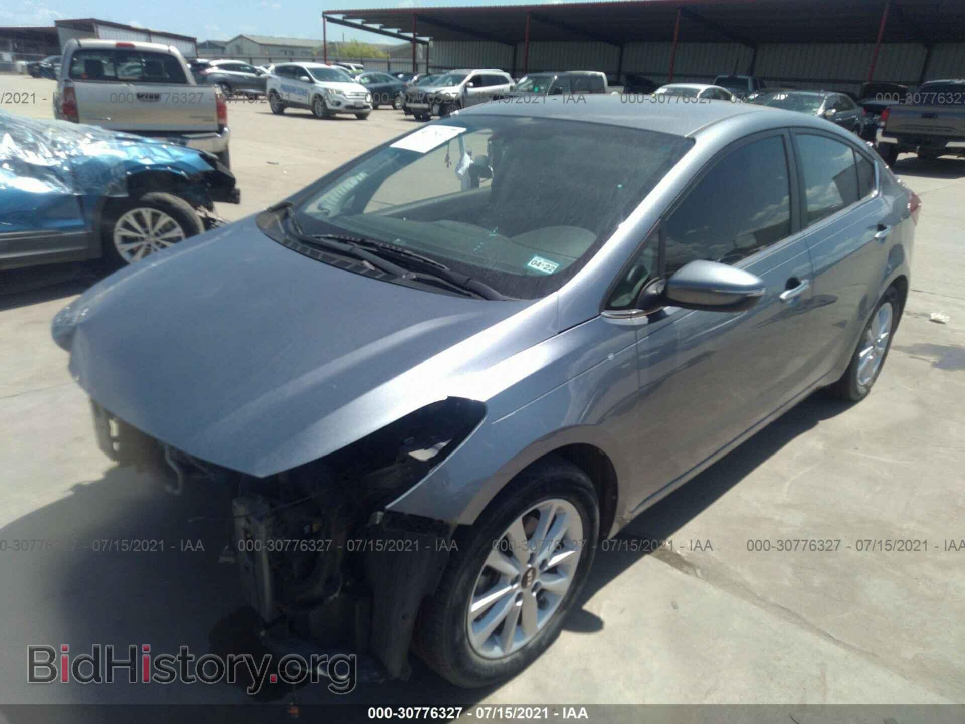 2017 KIA FORTE - VIN: 3KPFL4A76HE022852 - Фото 2