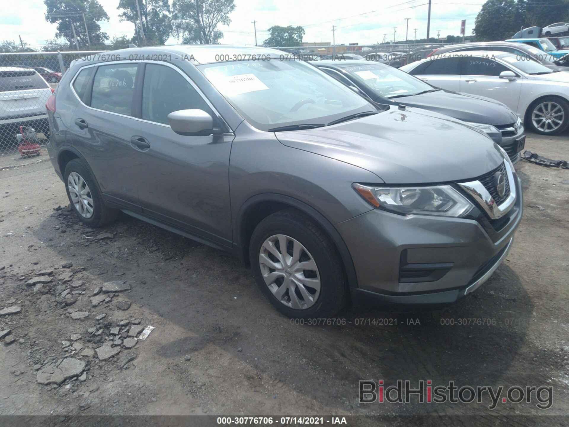 Photo KNMAT2MT5JP582763 - NISSAN ROGUE 2018