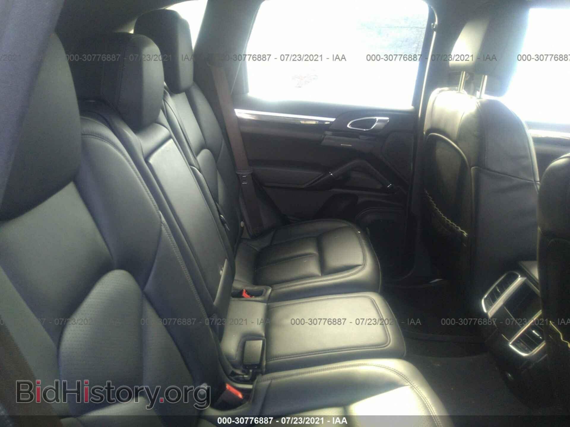 2016 PORSCHE CAYENNE - VIN: WP1AA2A20GKA14409 - Фото 8