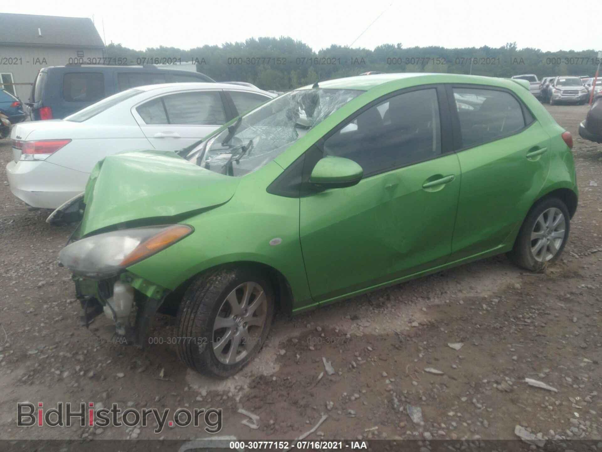 2011 MAZDA MAZDA2 - VIN: JM1DE1HY5B0115165 - Фото 2