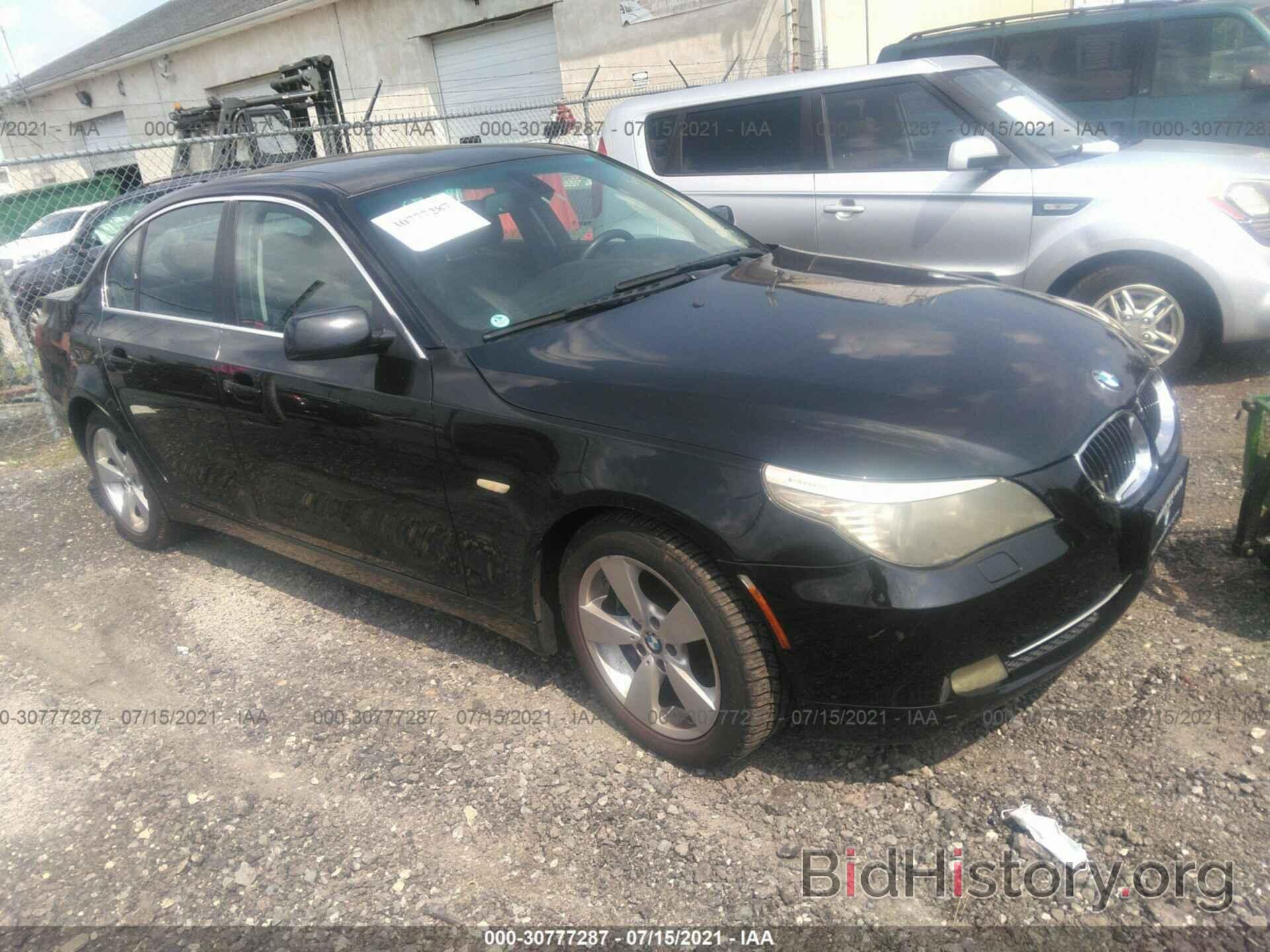 Photo WBANV13588CZ58699 - BMW 5 SERIES 2008