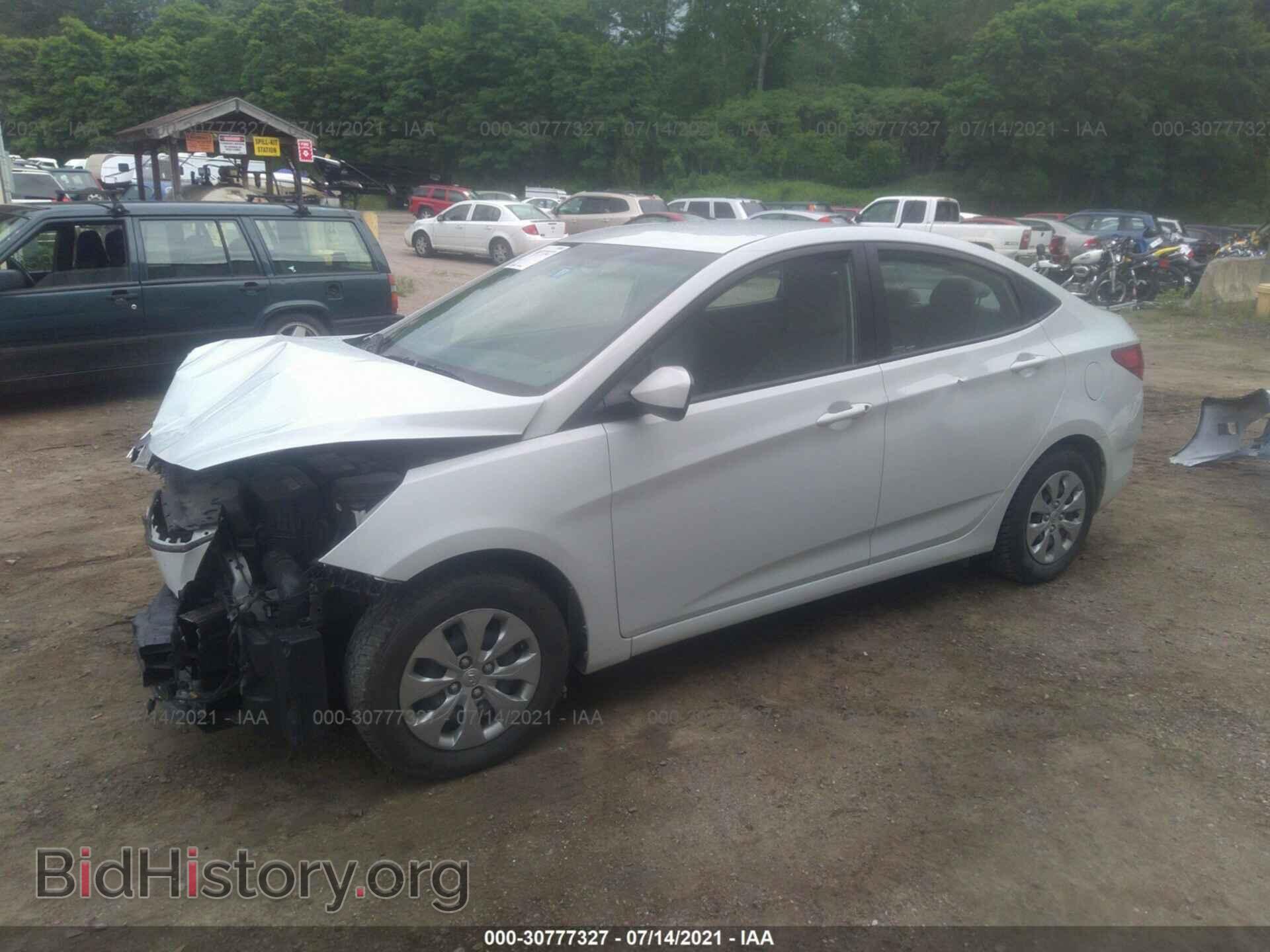 2017 HYUNDAI ACCENT - VIN: KMHCT4AE7HU368617 - Фото 2