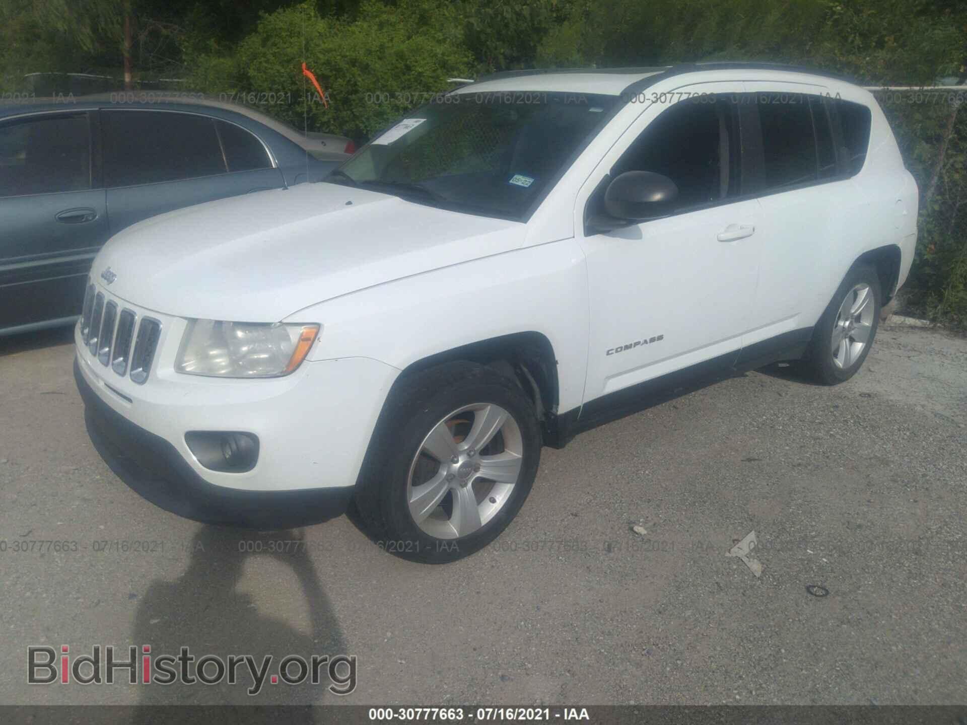 2012 JEEP COMPASS - VIN: 1C4NJDAB7CD574795 - Фото 2