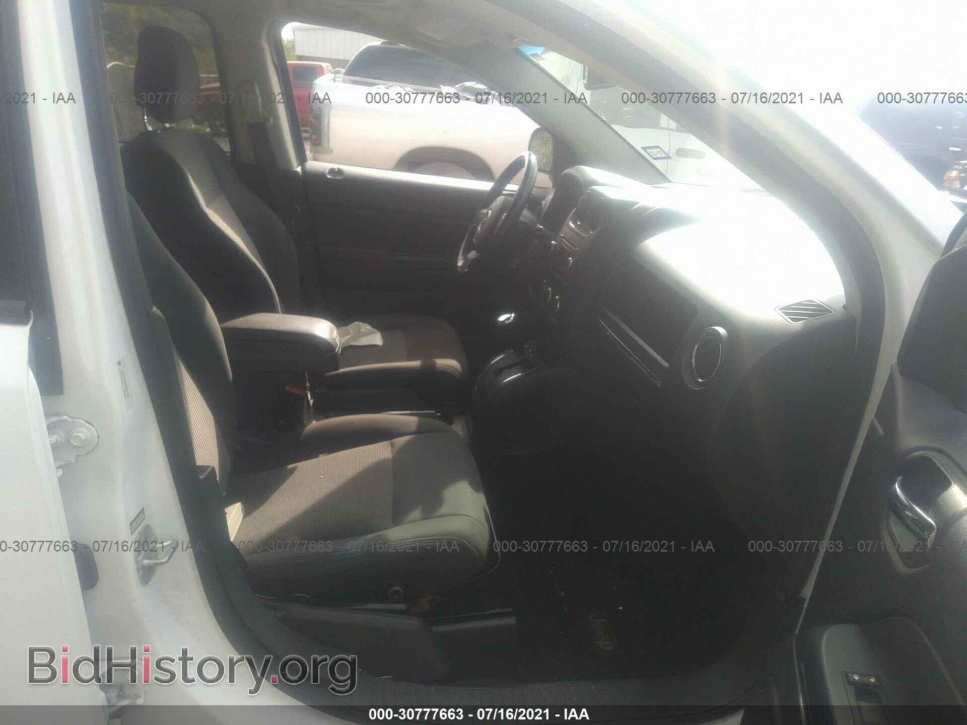 2012 JEEP COMPASS - VIN: 1C4NJDAB7CD574795 - Фото 5