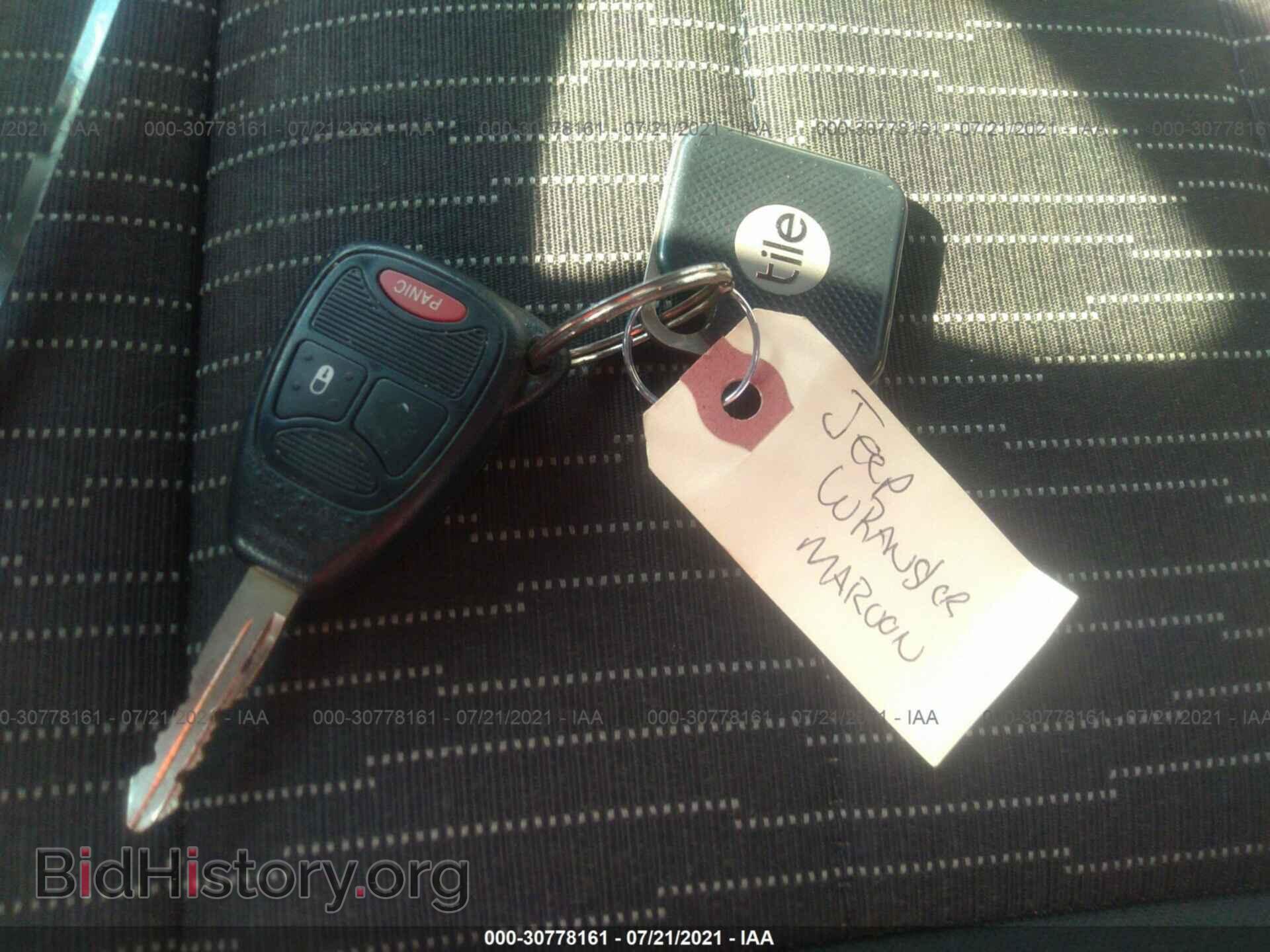 2011 JEEP WRANGLER - VIN: 1J4AA2D12BL566642 - Фото 11