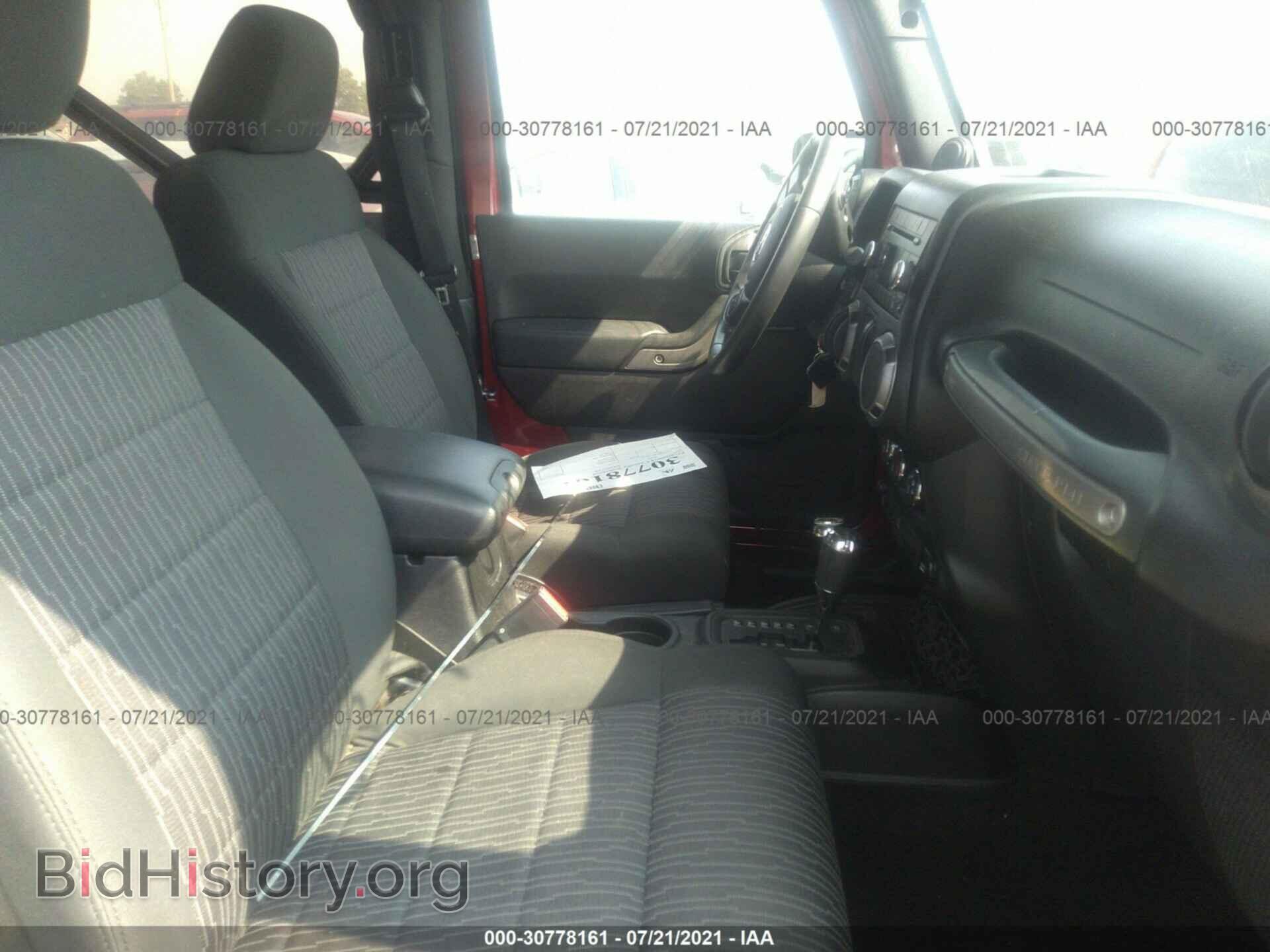 2011 JEEP WRANGLER - VIN: 1J4AA2D12BL566642 - Фото 5