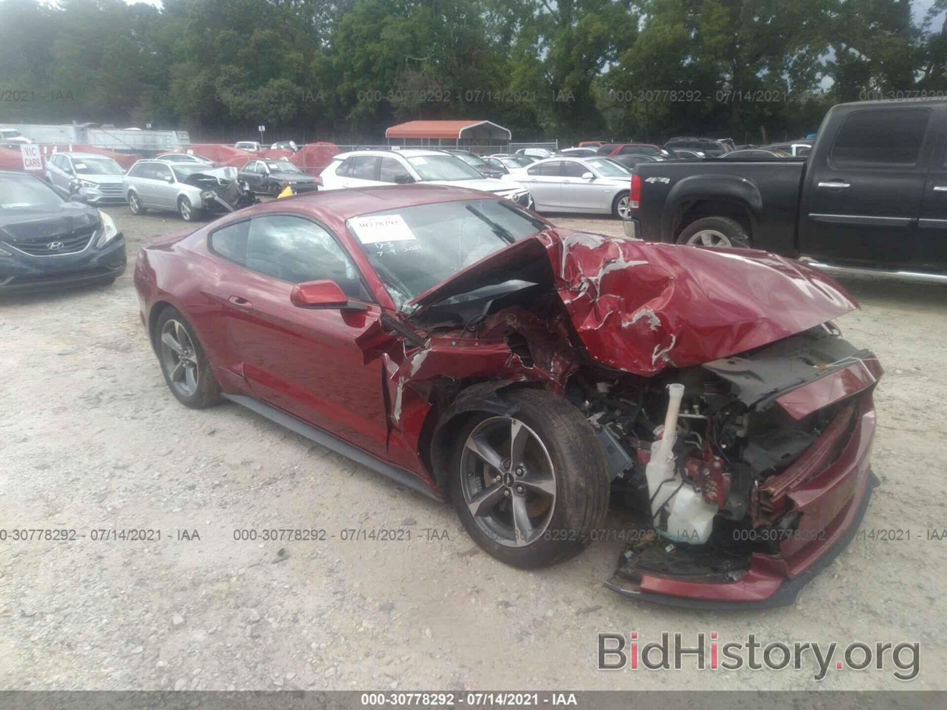 Photo 1FA6P8AM9F5357488 - FORD MUSTANG 2015