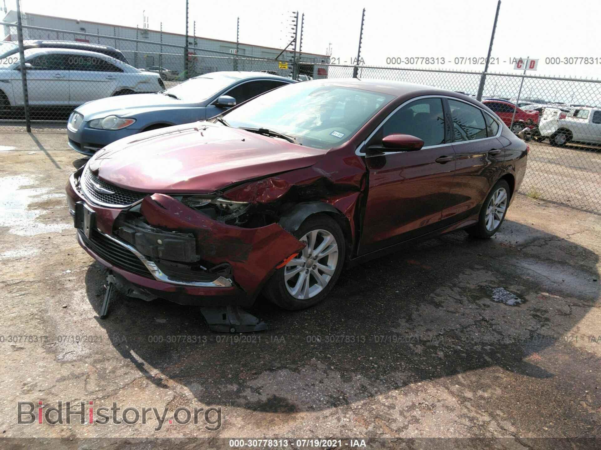 2015 CHRYSLER 200 - VIN: 1C3CCCAB7FN563696 - Фото 2