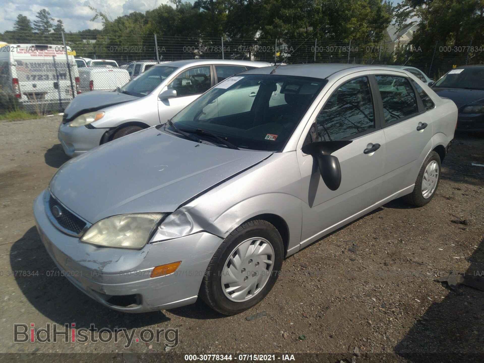 2007 FORD FOCUS - VIN: 1FAFP34N97W361933 - Фото 2