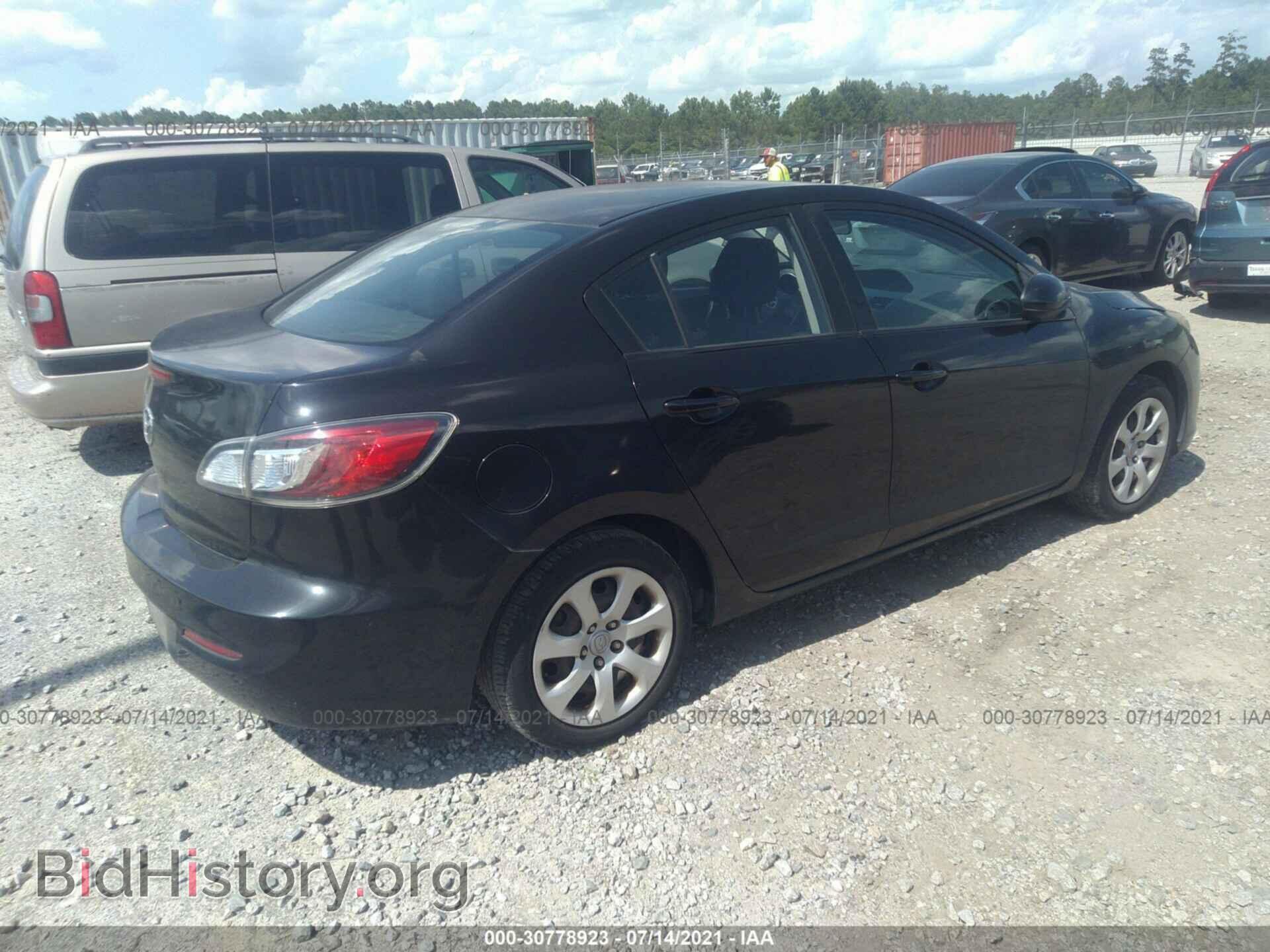 2012 MAZDA MAZDA3 - VIN: JM1BL1UFXC1679097 - Фото 4