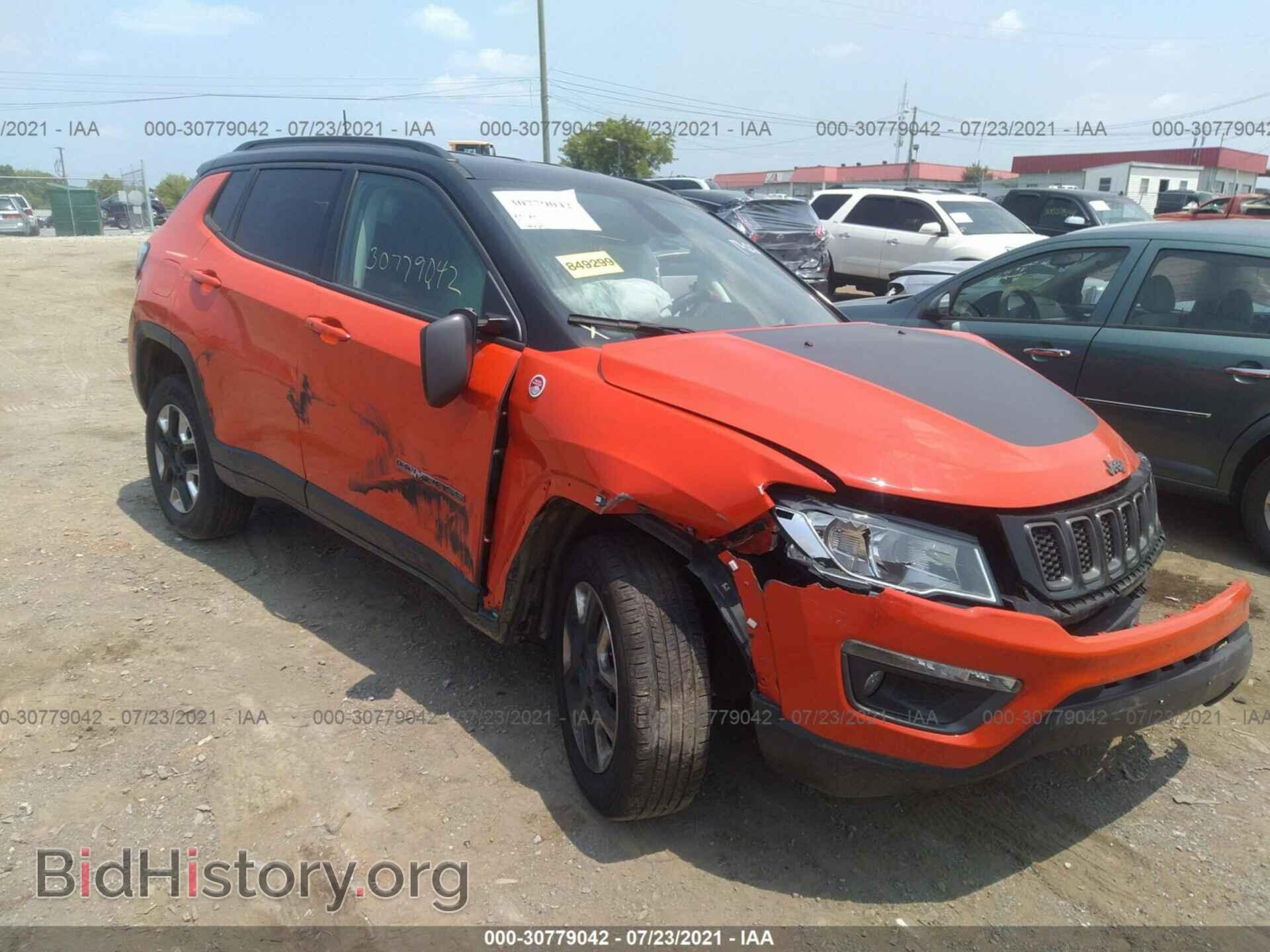 Фотография 3C4NJDDB5JT129636 - JEEP COMPASS 2018