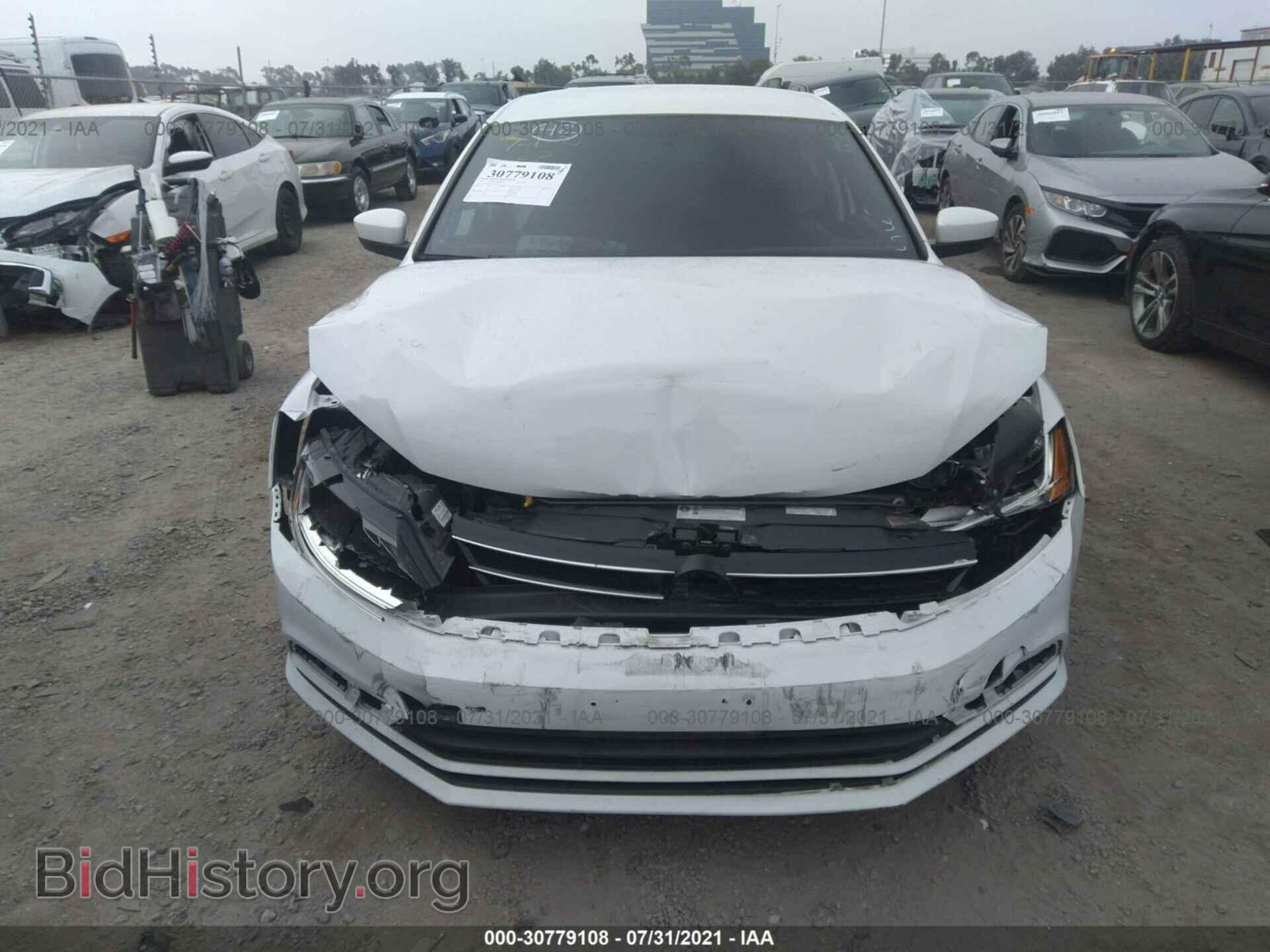 2017 VOLKSWAGEN JETTA - VIN: 3VW2B7AJ5HM371440 - Фото 6