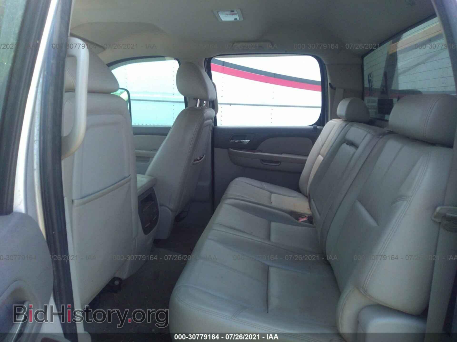 2011 GMC SIERRA 2500HD - VIN: 1GT121C8XBF168752 - Фото 8