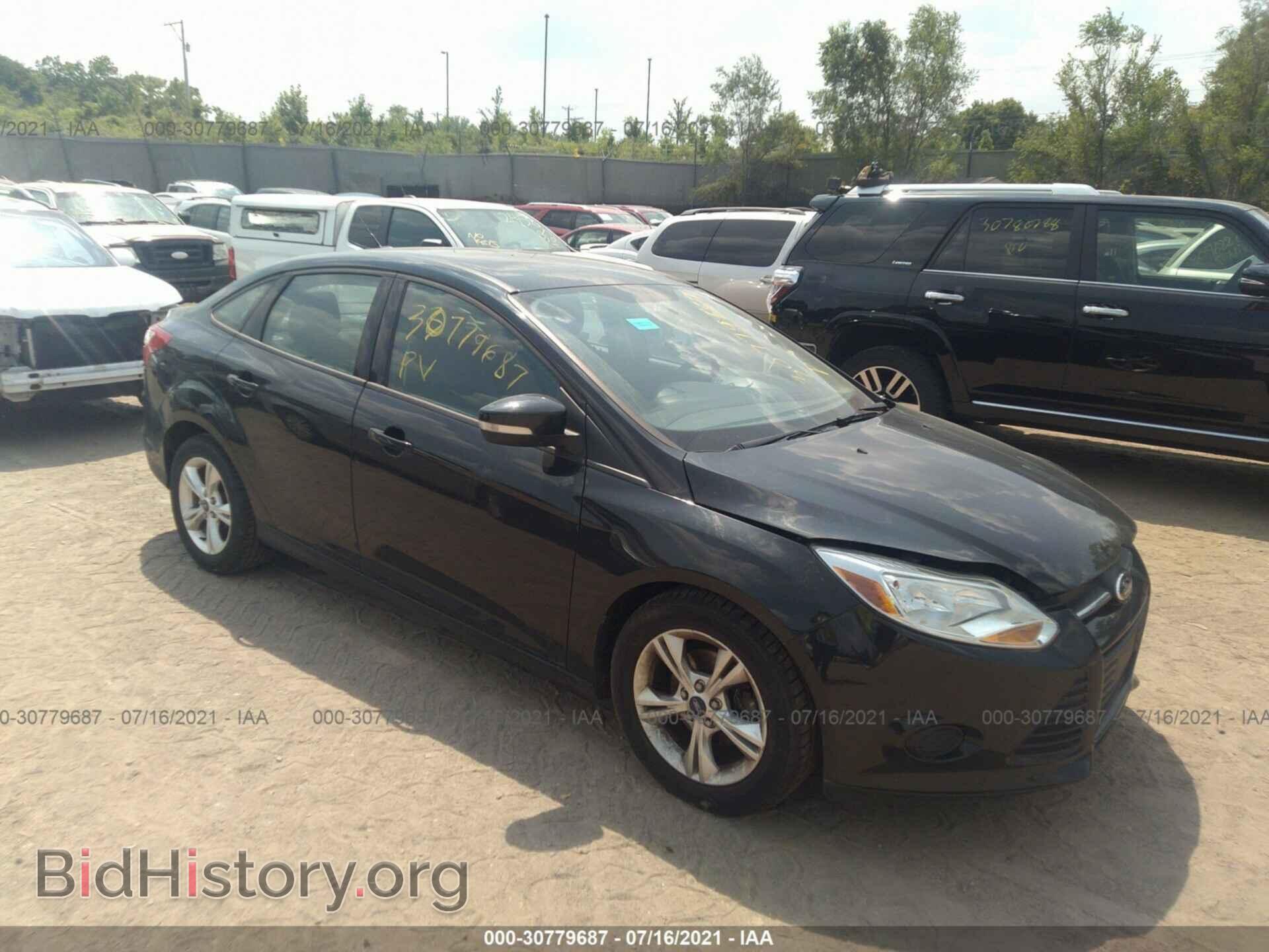 Фотография 1FADP3F28DL163951 - FORD FOCUS 2013