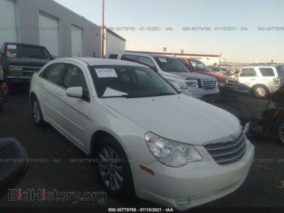2010 Chrysler SEBRING Limited, белый — VIN 1C3CC5FD6AN192268, IAAI