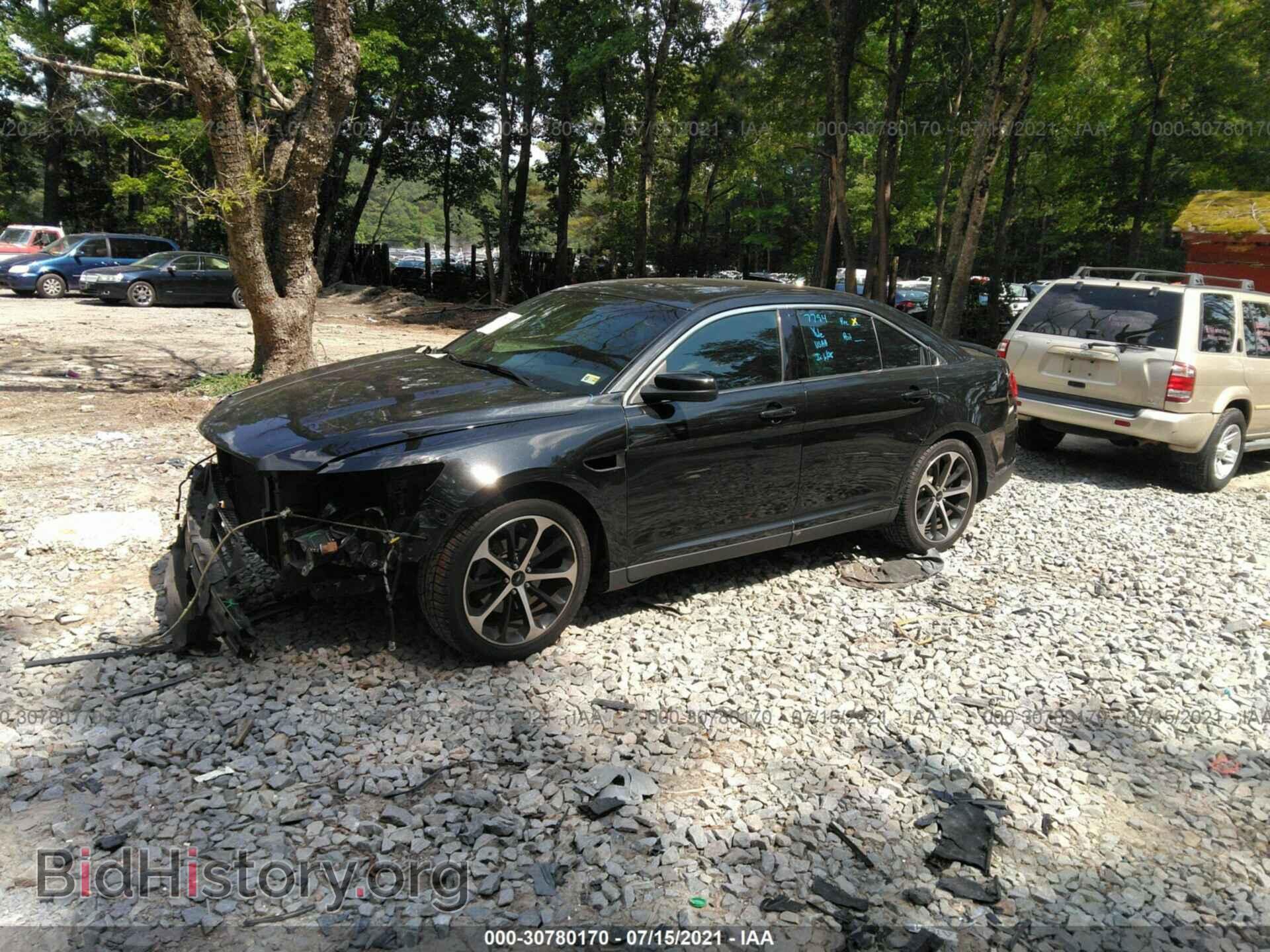 2014 FORD TAURUS - VIN: 1FAHP2E89EG133157 - Фото 2