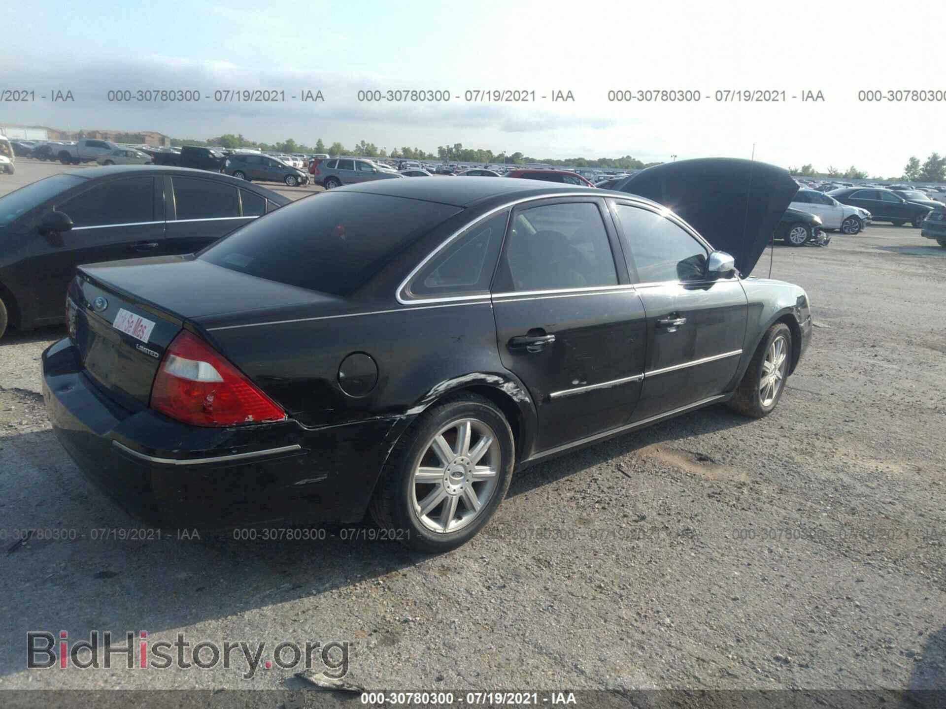 2006 FORD FIVE HUNDRED - VIN: 1FAHP28126G131900 - Photo 4