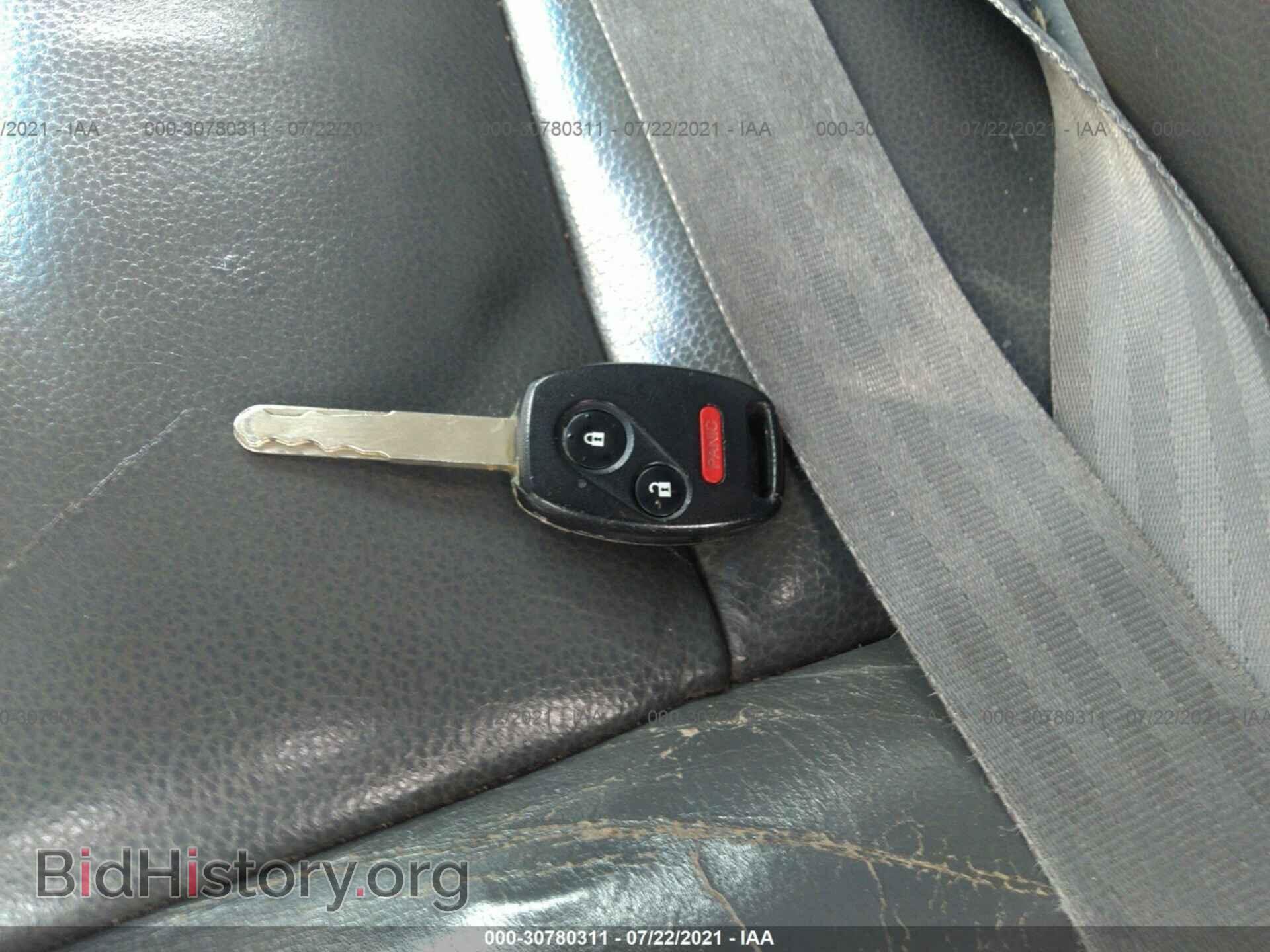 2006 HONDA PILOT - VIN: 5FNYF28546B015351 - Фото 11