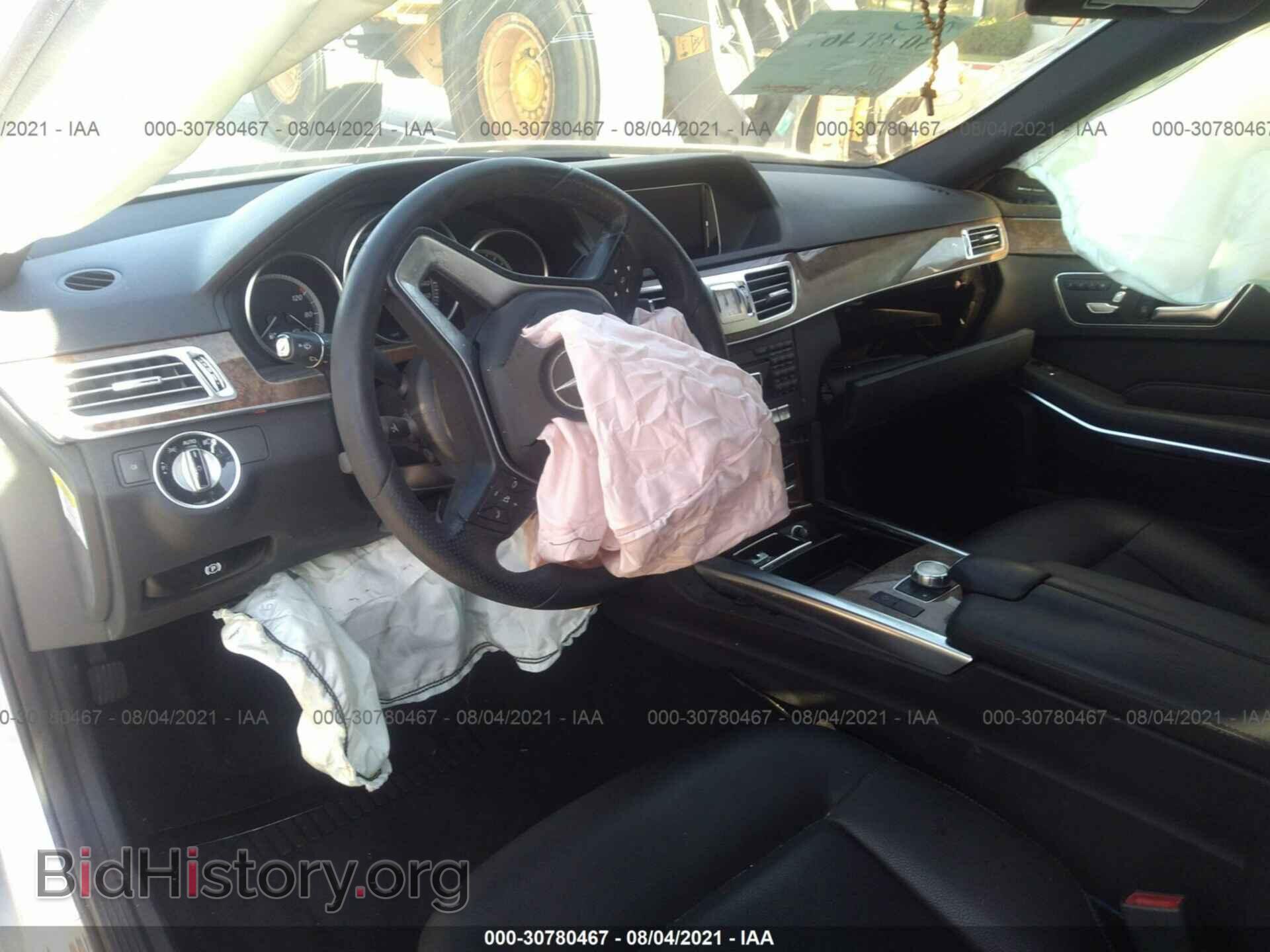 2014 MERCEDES-BENZ E-CLASS - VIN: WDDHF5KBXEA823880 - Фото 5