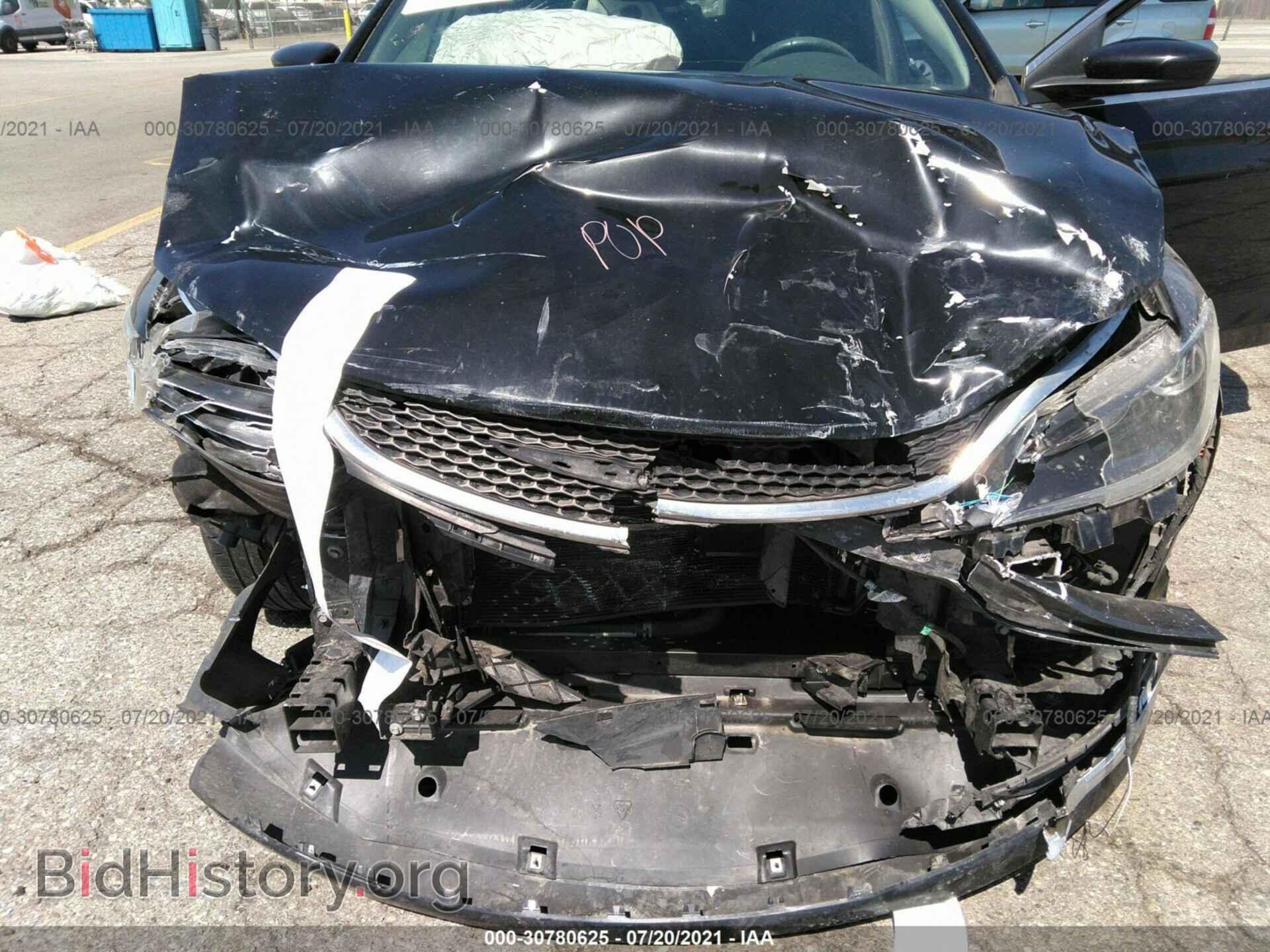 2015 CHRYSLER 200 - VIN: 1C3CCCABXFN699305 - Фото 10
