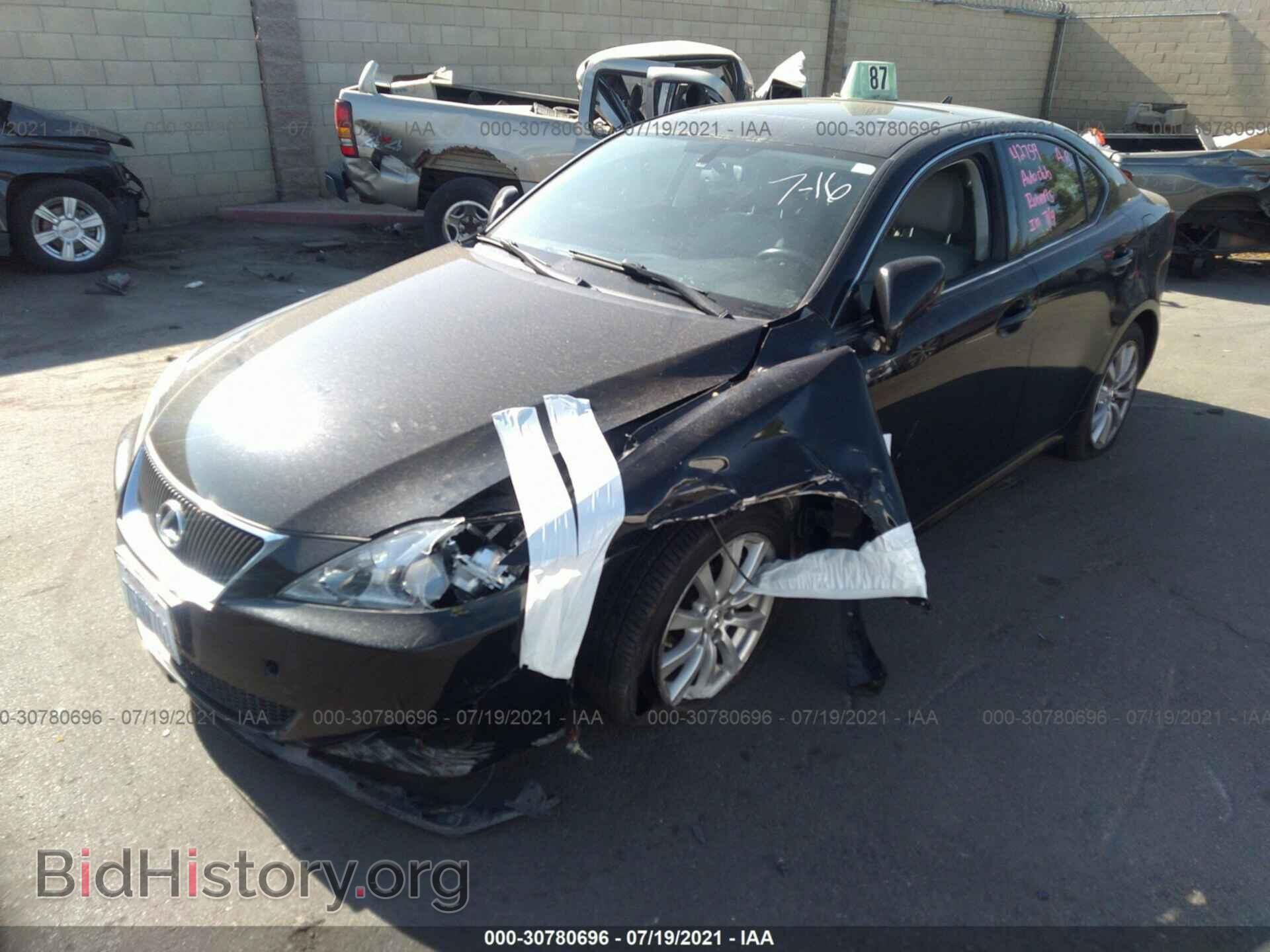 2008 LEXUS IS 350 - VIN: JTHBE262282015404 - Фото 2