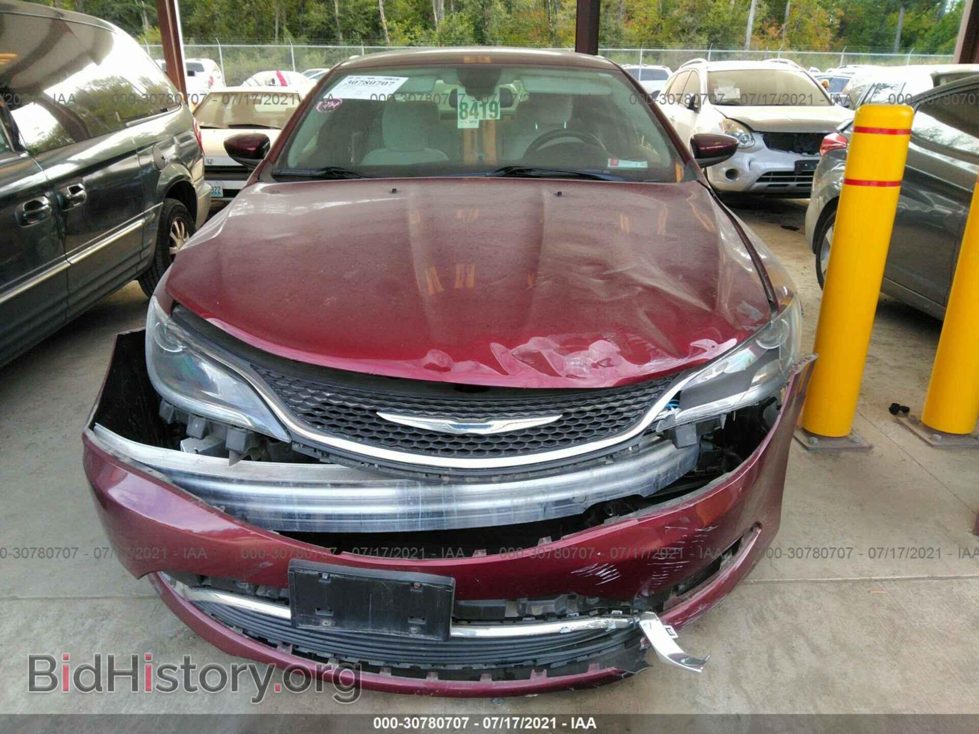 2015 CHRYSLER 200 - VIN: 1C3CCCAB1FN521427 - Фото 6