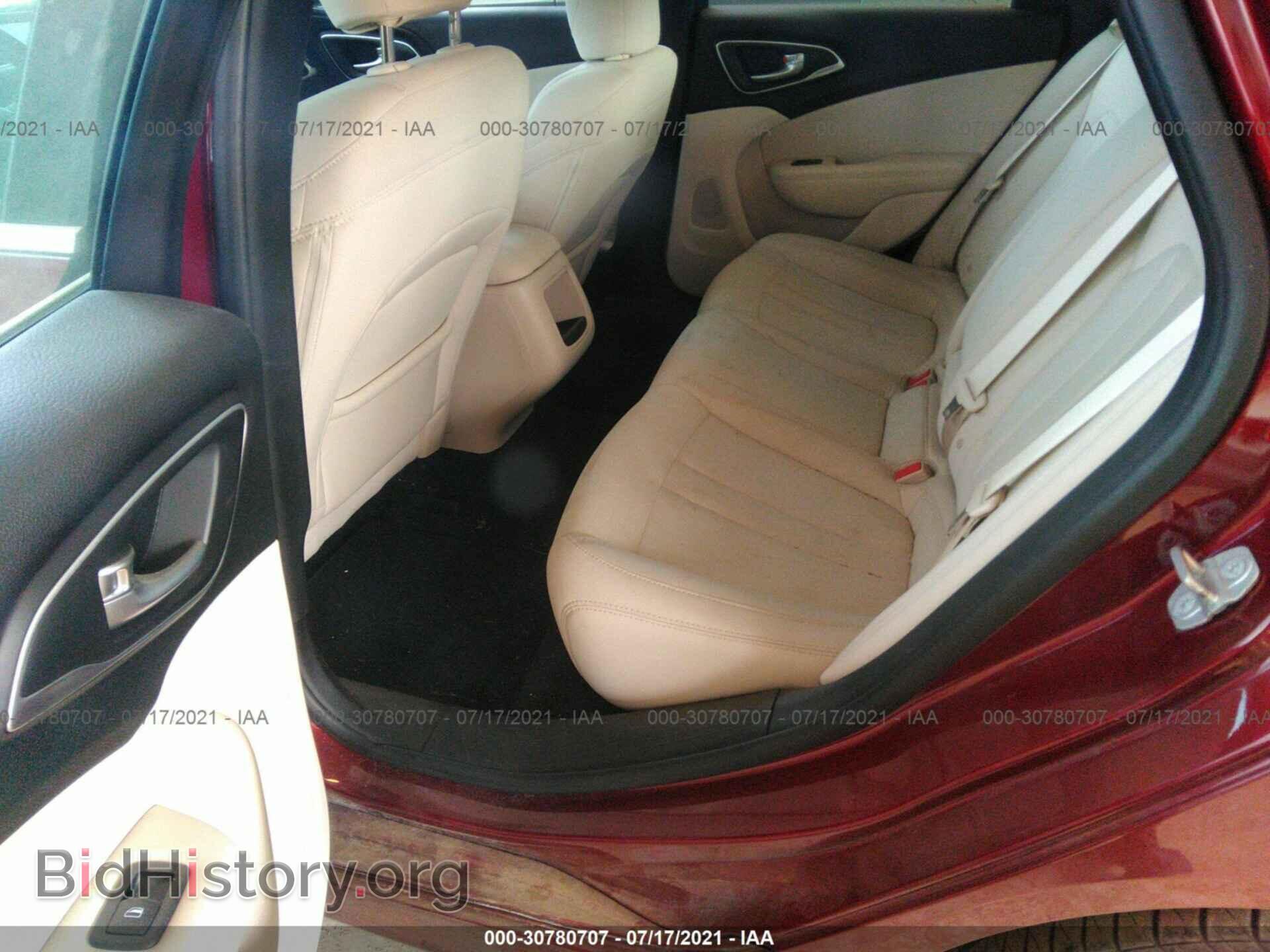 2015 CHRYSLER 200 - VIN: 1C3CCCAB1FN521427 - Фото 8