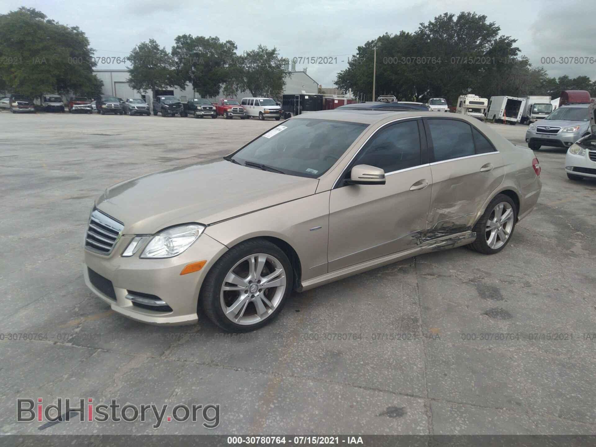 2012 MERCEDES-BENZ E-CLASS - VIN: WDDHF5KB5CA644823 - Photo 2