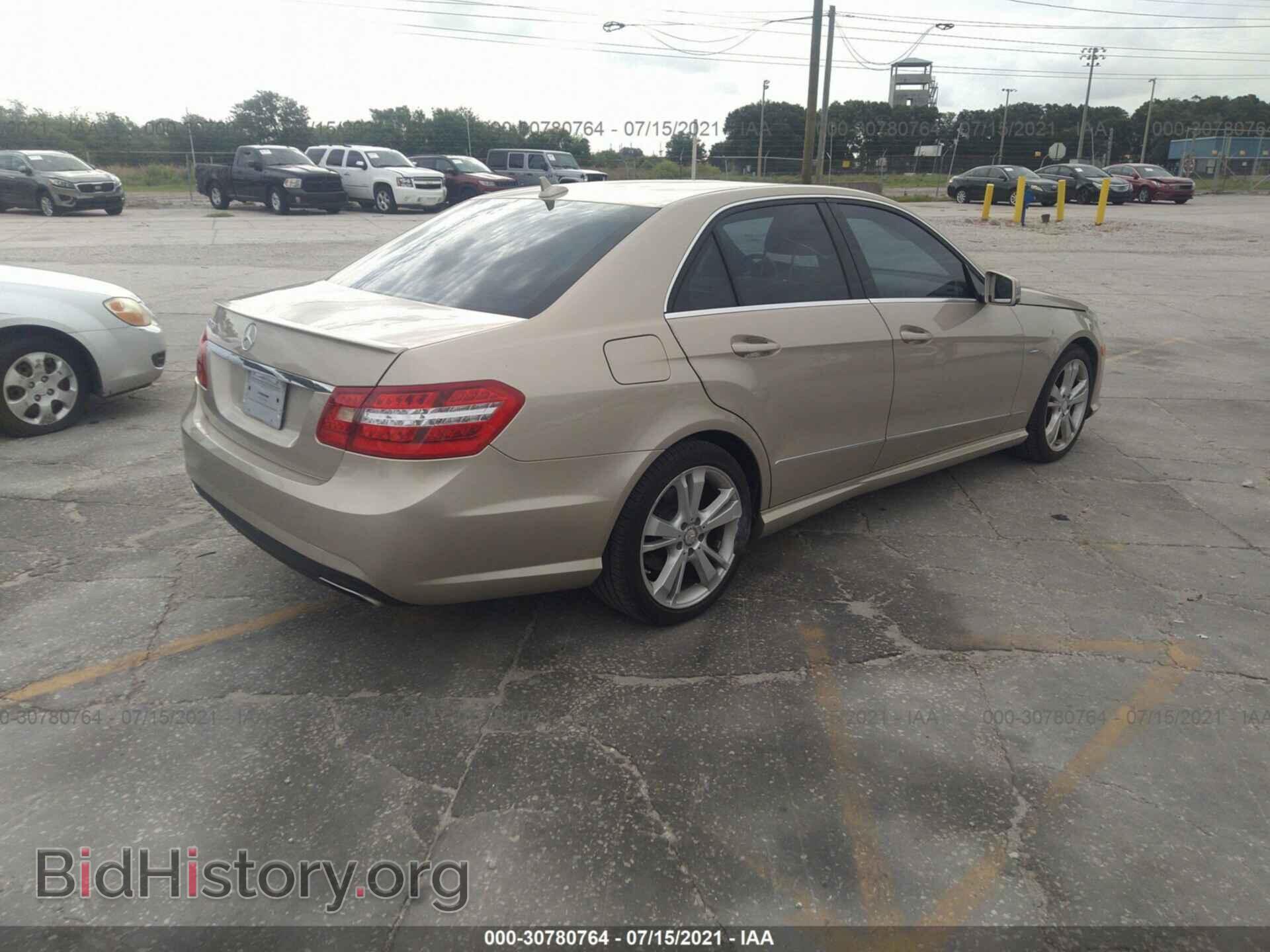 2012 MERCEDES-BENZ E-CLASS - VIN: WDDHF5KB5CA644823 - Photo 4