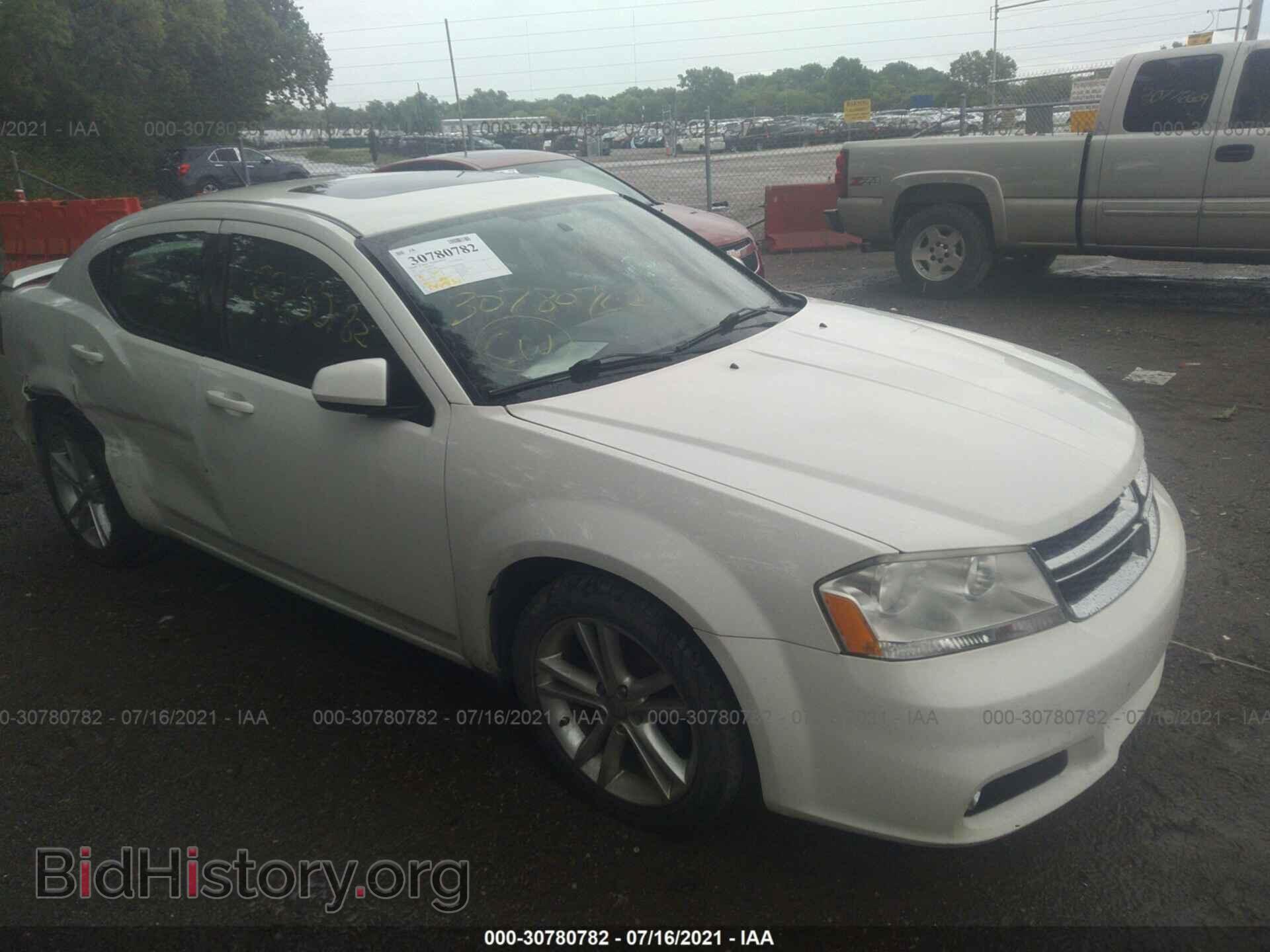 Фотография 1B3BD1FG6BN506981 - DODGE AVENGER 2011