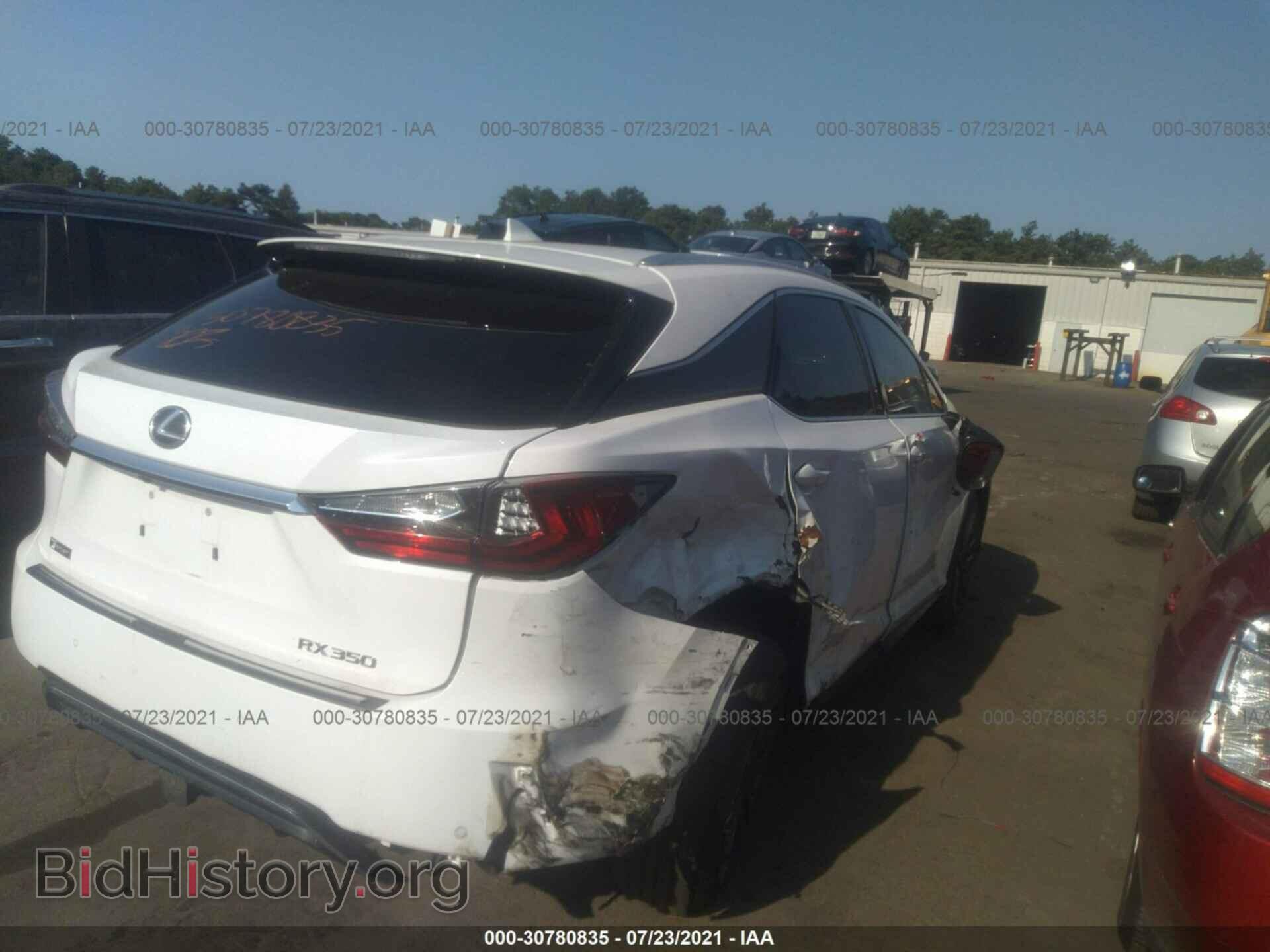 2017 LEXUS RX - VIN: 2T2BZMCA5HC083366 - Фото 4