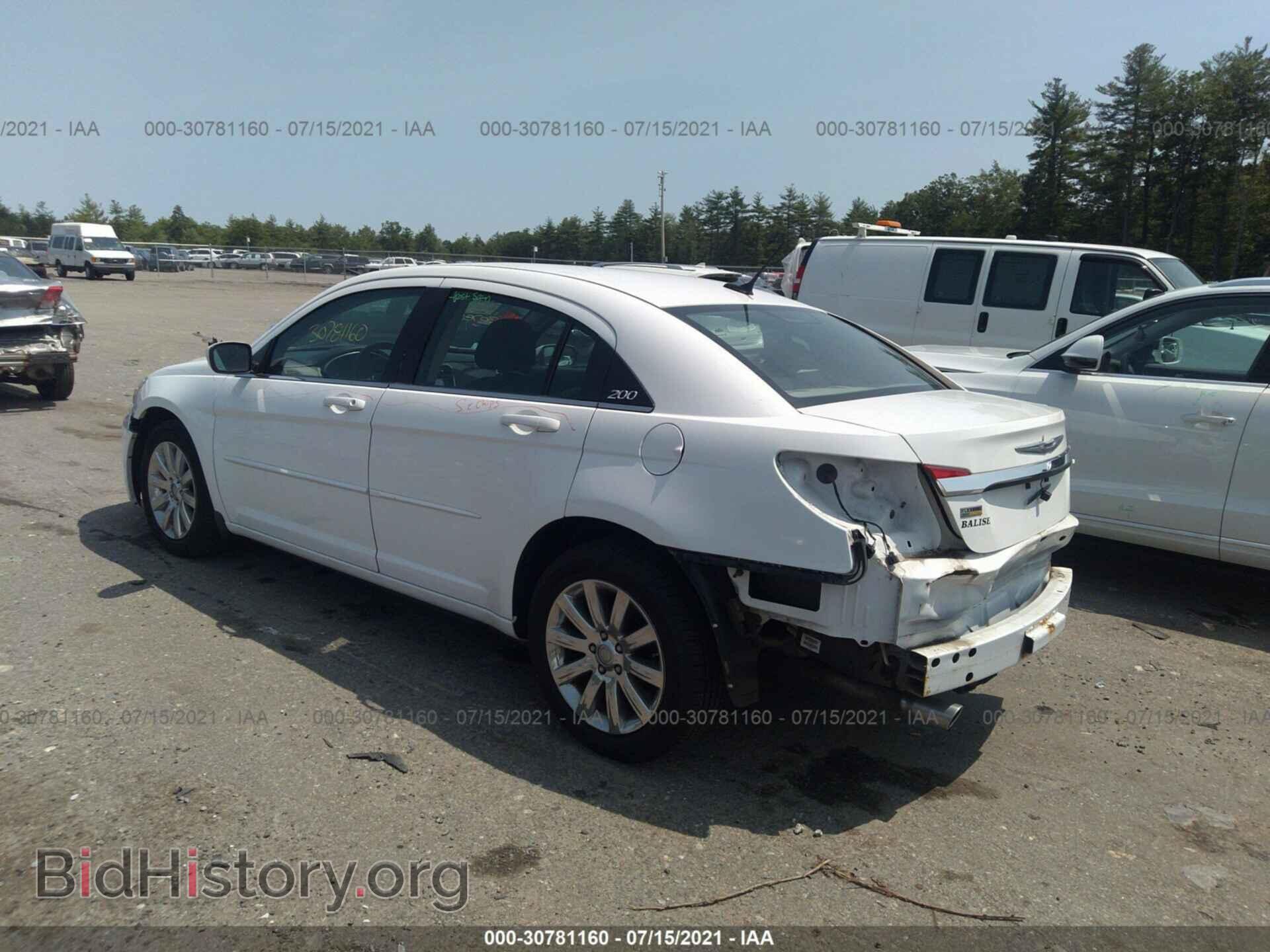 2013 CHRYSLER 200 - VIN: 1C3CCBBG7DN731855 - Фото 3