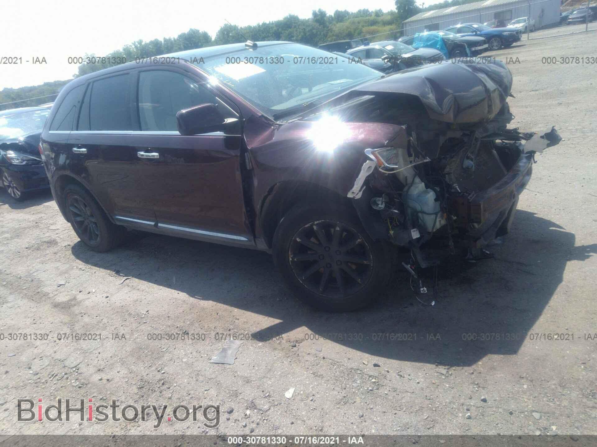 Фотография 2LMDJ8JK2BBJ13544 - LINCOLN MKX 2011