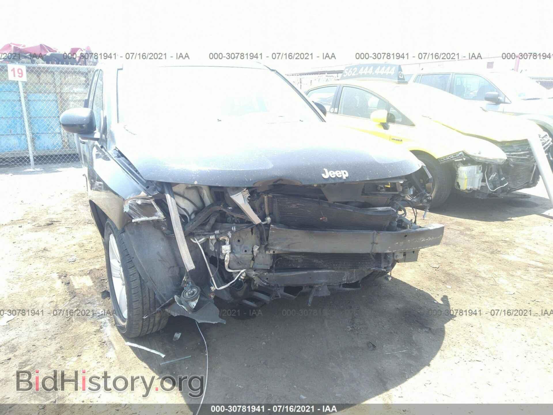 2015 JEEP COMPASS - VIN: 1C4NJCEB3FD107785 - Фото 6