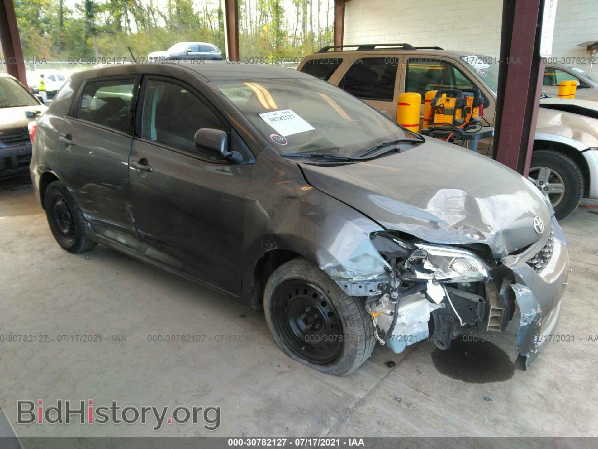 Фотография 2T1KU4EE7AC529137 - TOYOTA MATRIX 2010