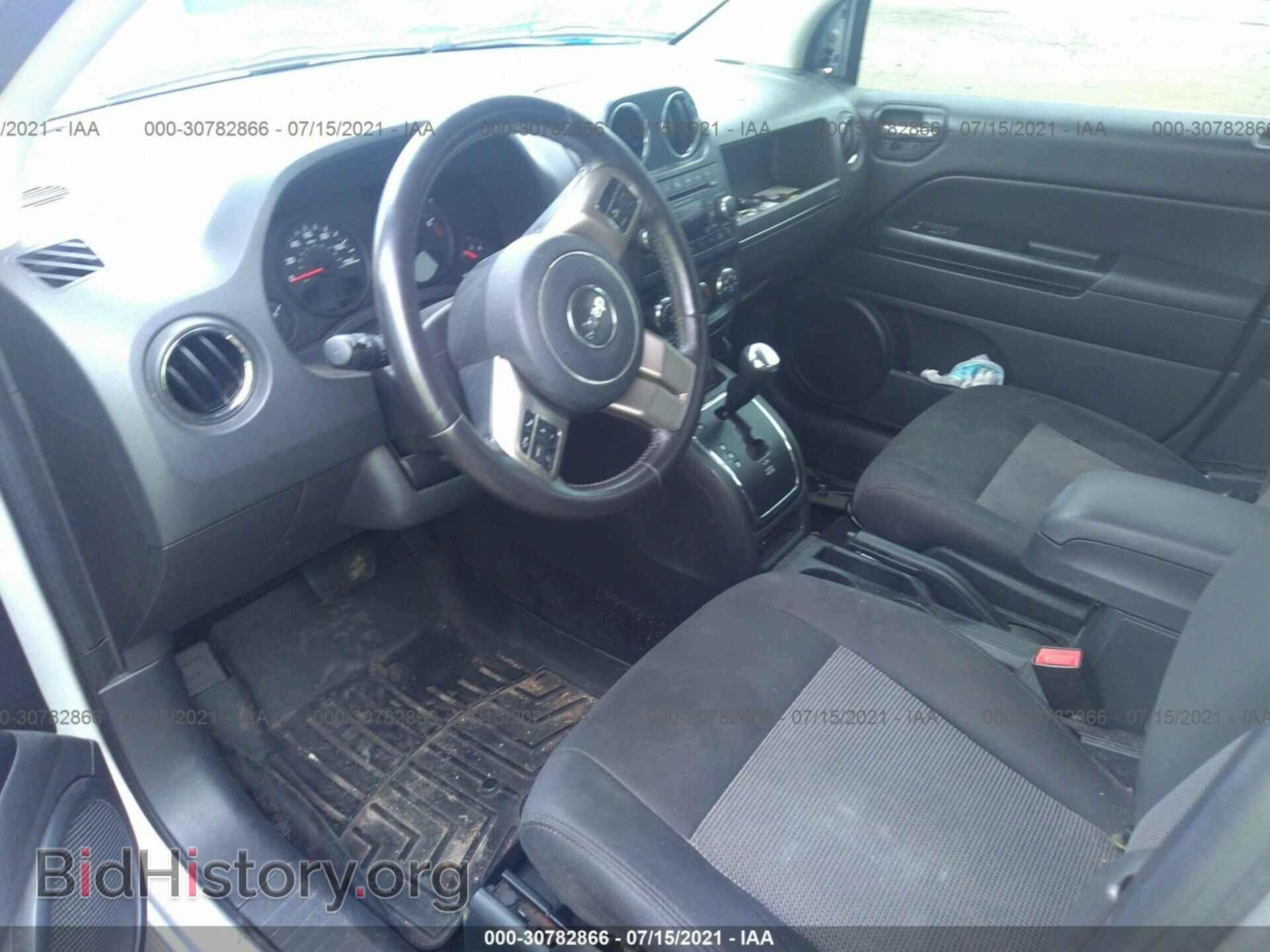 2012 JEEP COMPASS - VIN: 1C4NJCEB7CD665652 - Photo 5