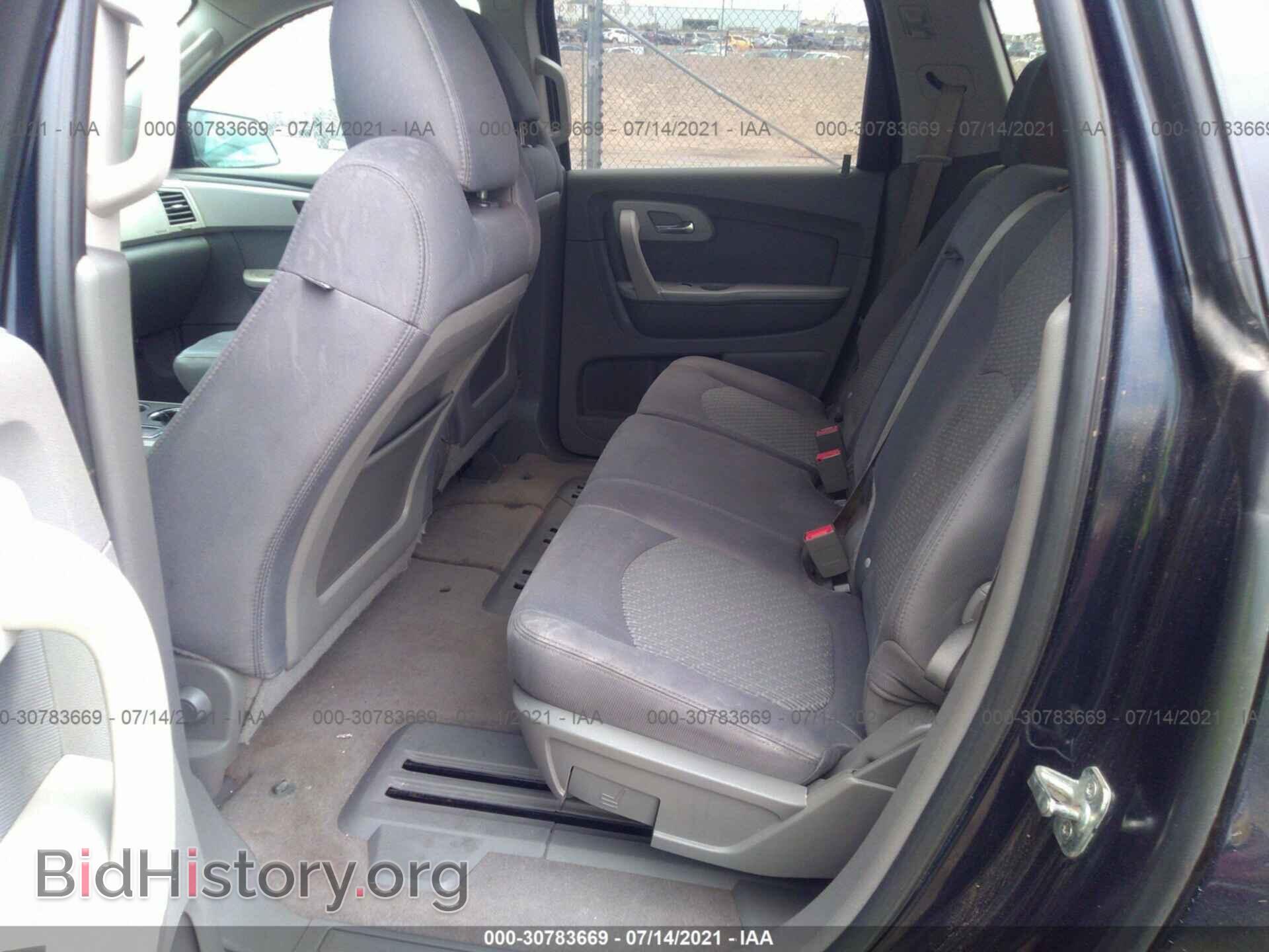 2011 CHEVROLET TRAVERSE - VIN: 1GNKRFED6BJ236640 - Фото 8