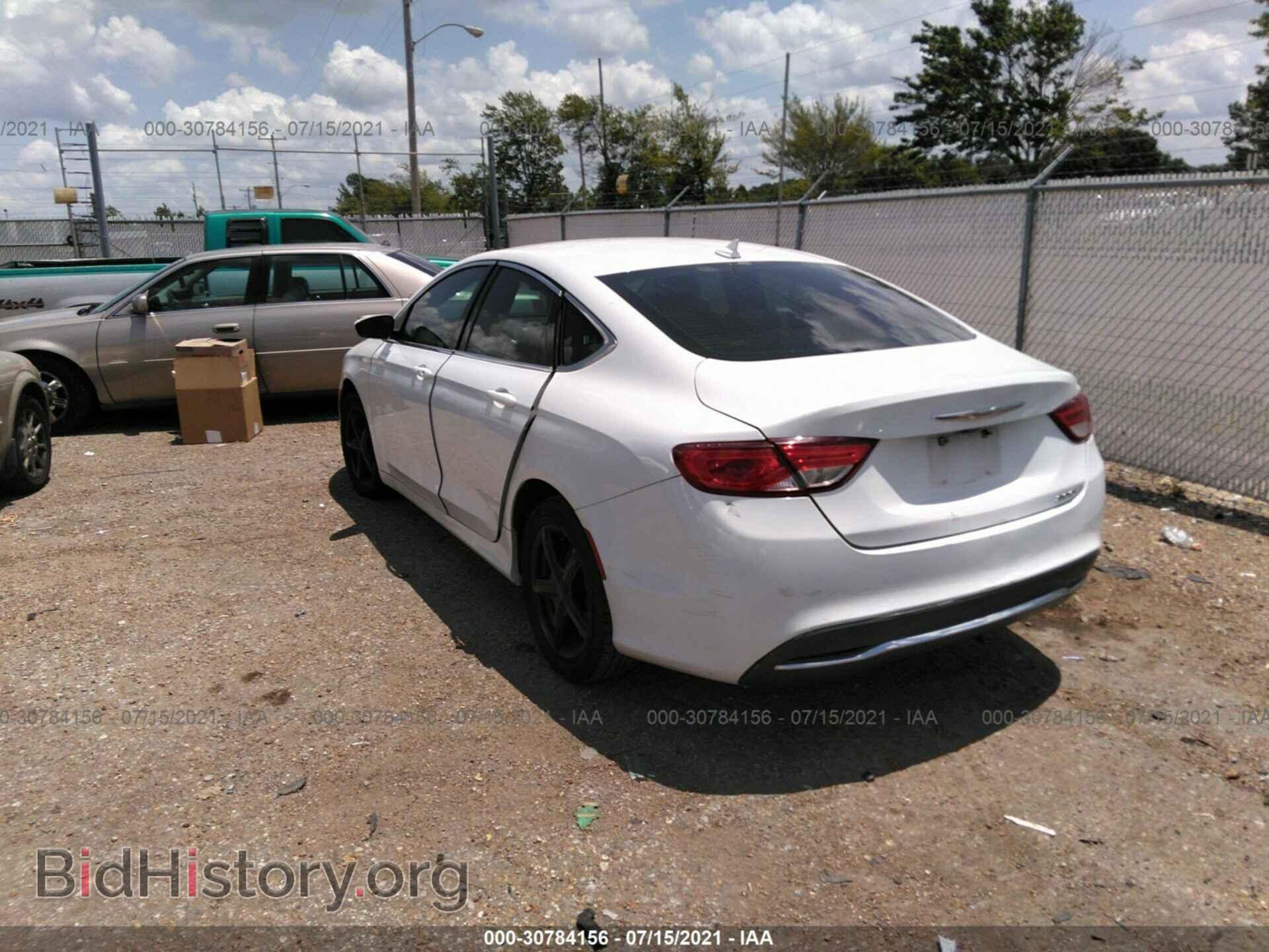 2015 CHRYSLER 200 - VIN: 1C3CCCAB4FN597773 - Фото 3