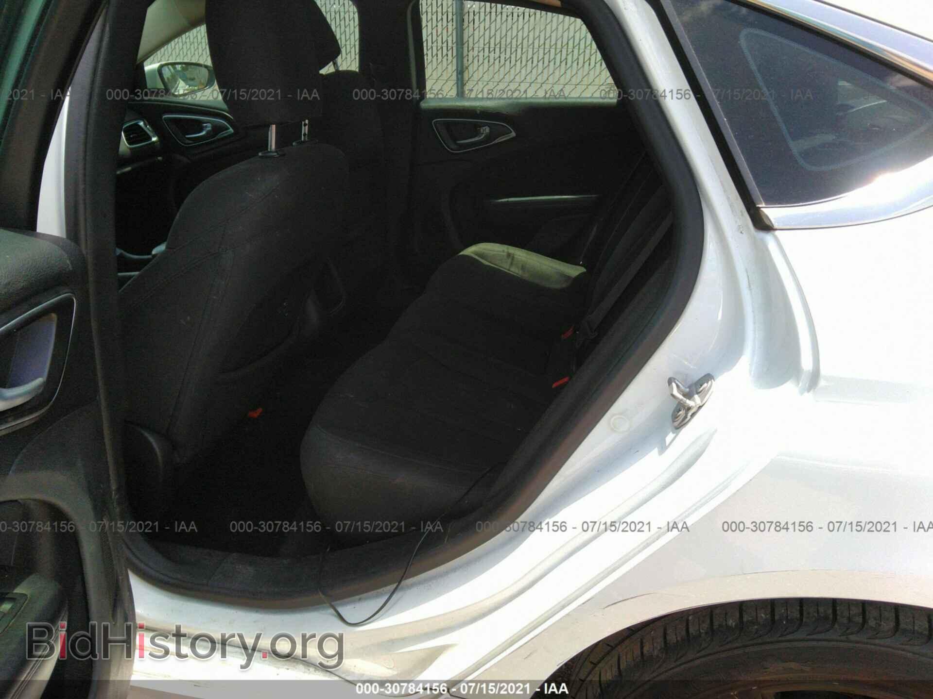 2015 CHRYSLER 200 - VIN: 1C3CCCAB4FN597773 - Фото 8