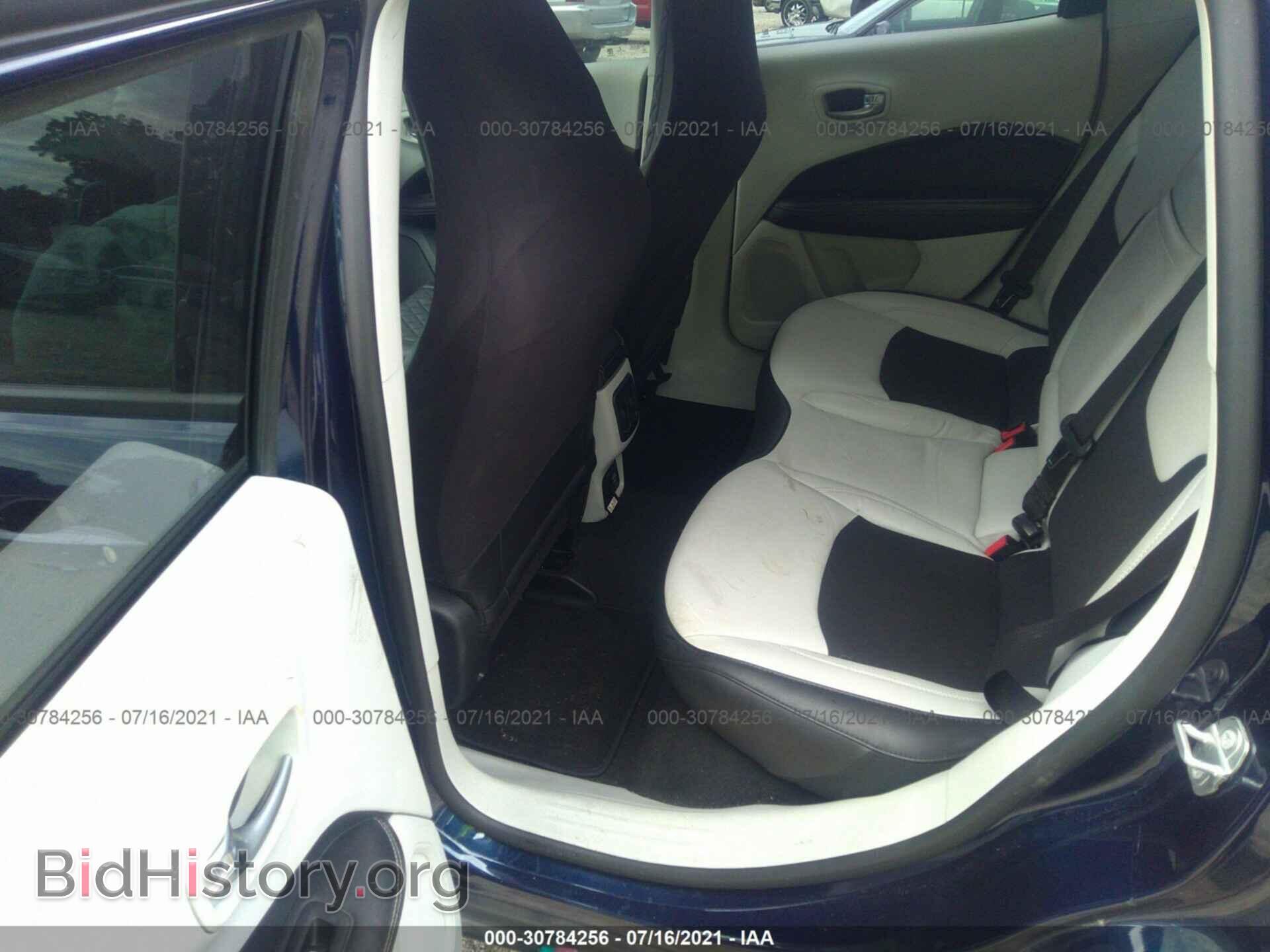 2019 JEEP COMPASS - VIN: 3C4NJCBB2KT614234 - Фото 8