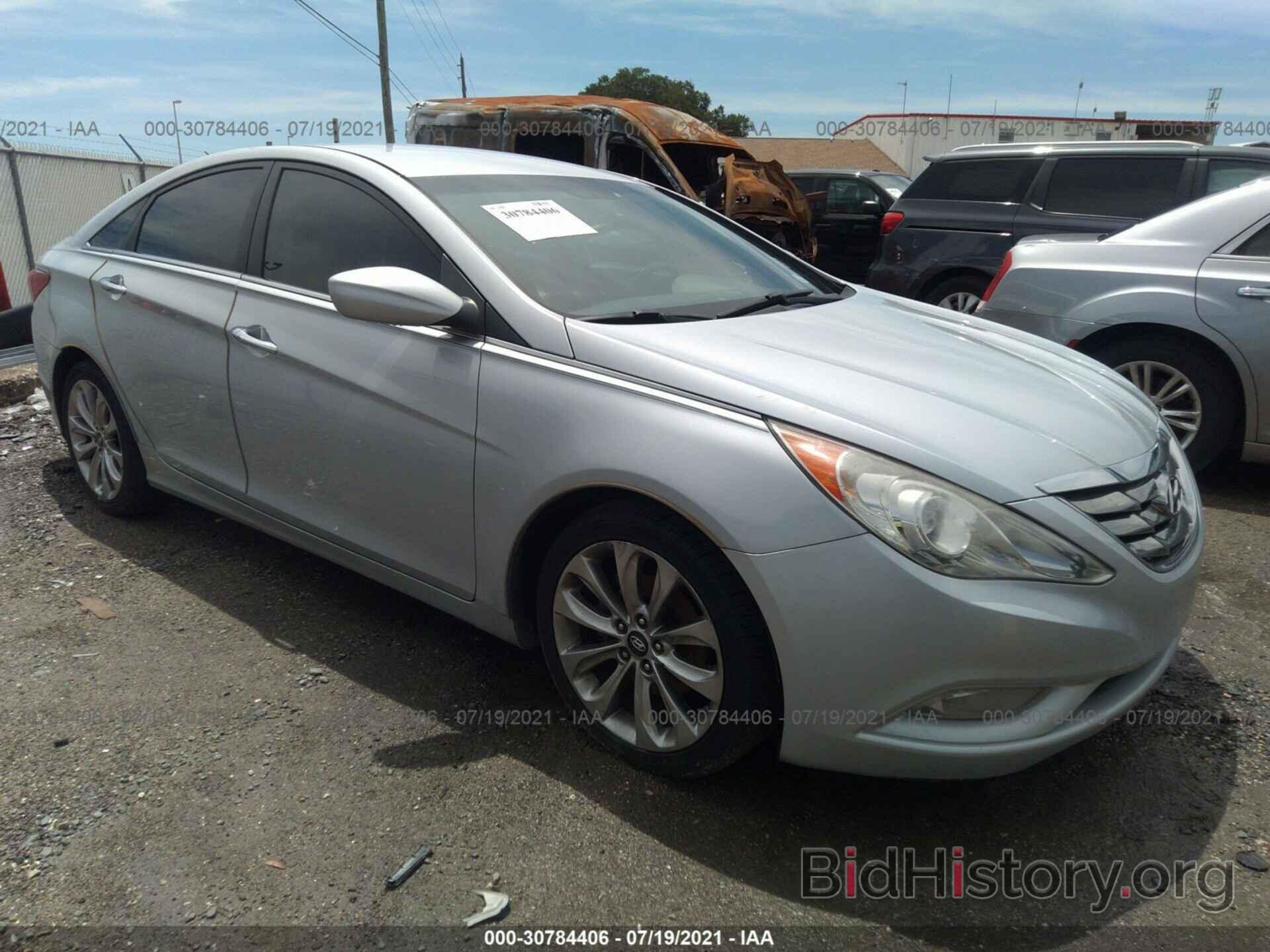 Photo 5NPEC4AC4BH036731 - HYUNDAI SONATA 2011