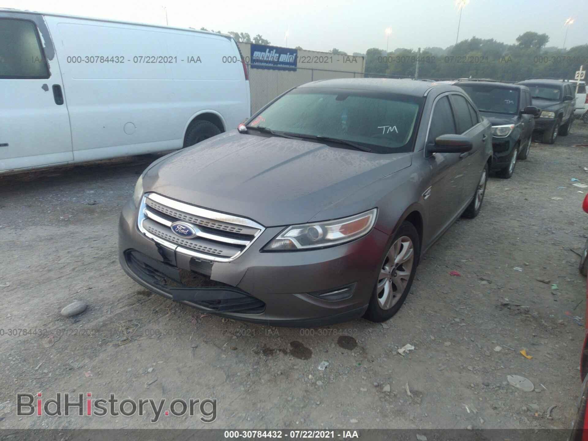 2011 FORD TAURUS - VIN: 1FAHP2EW1BG188566 - Фото 2