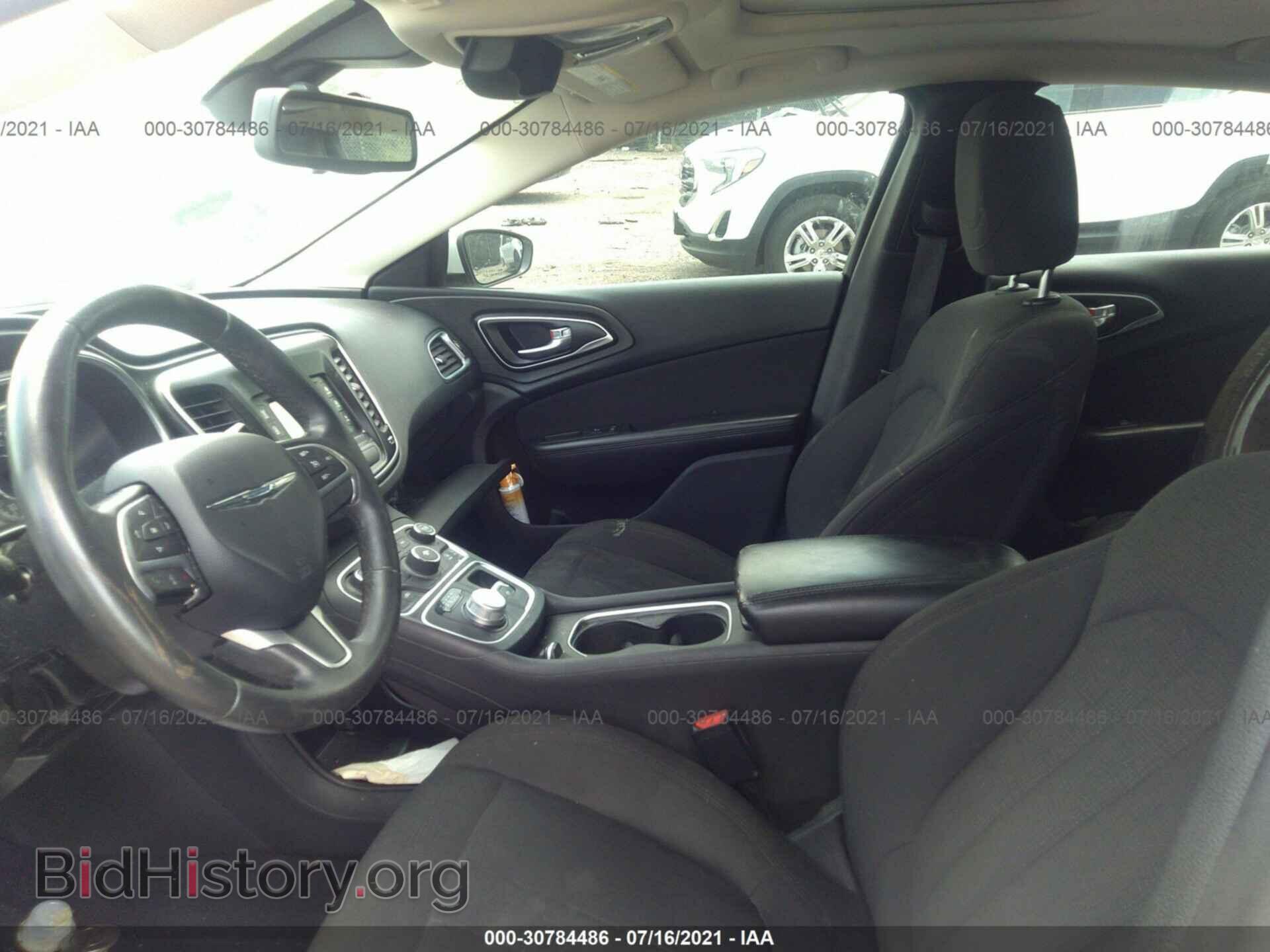 2015 CHRYSLER 200 - VIN: 1C3CCCAB5FN732100 - Фото 5