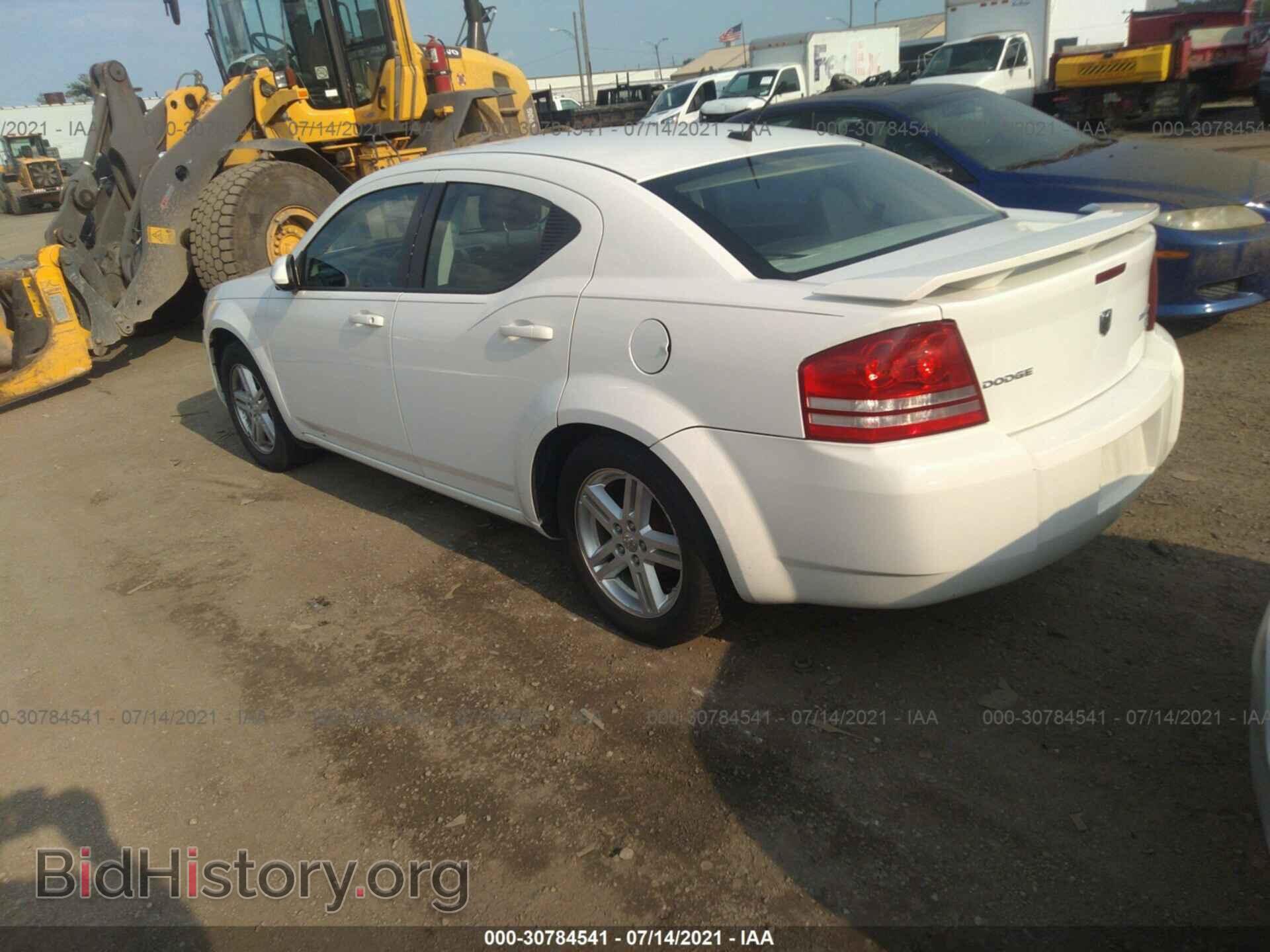 2010 DODGE AVENGER - VIN: 1B3CC5FBXAN235358 - Фото 3