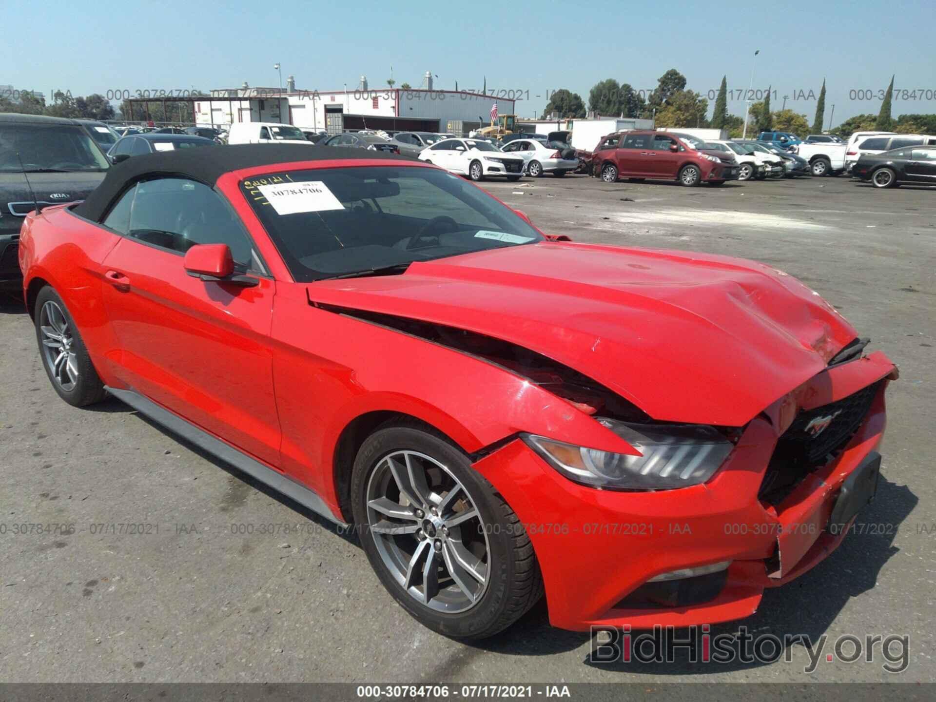 Photo 1FATP8UH4G5285053 - FORD MUSTANG 2016