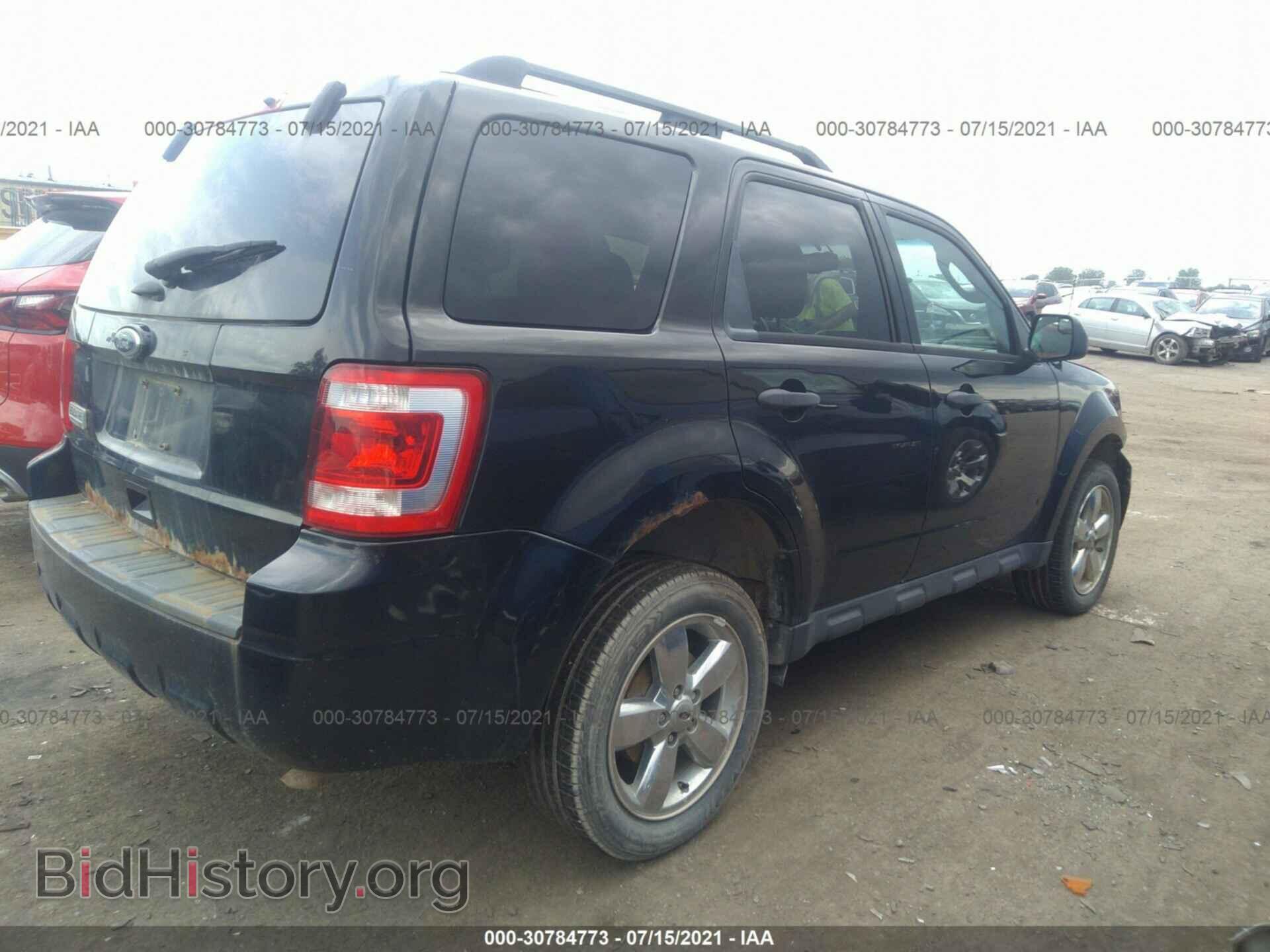2011 FORD ESCAPE - VIN: 1FMCU0D72BKB71747 - Фото 4