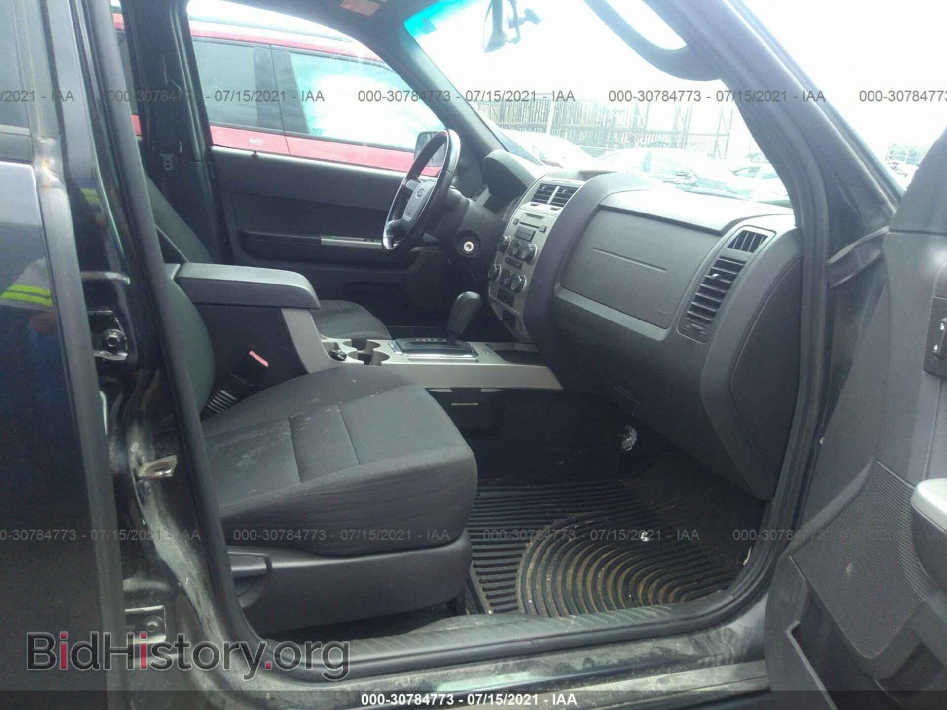 2011 FORD ESCAPE - VIN: 1FMCU0D72BKB71747 - Фото 5