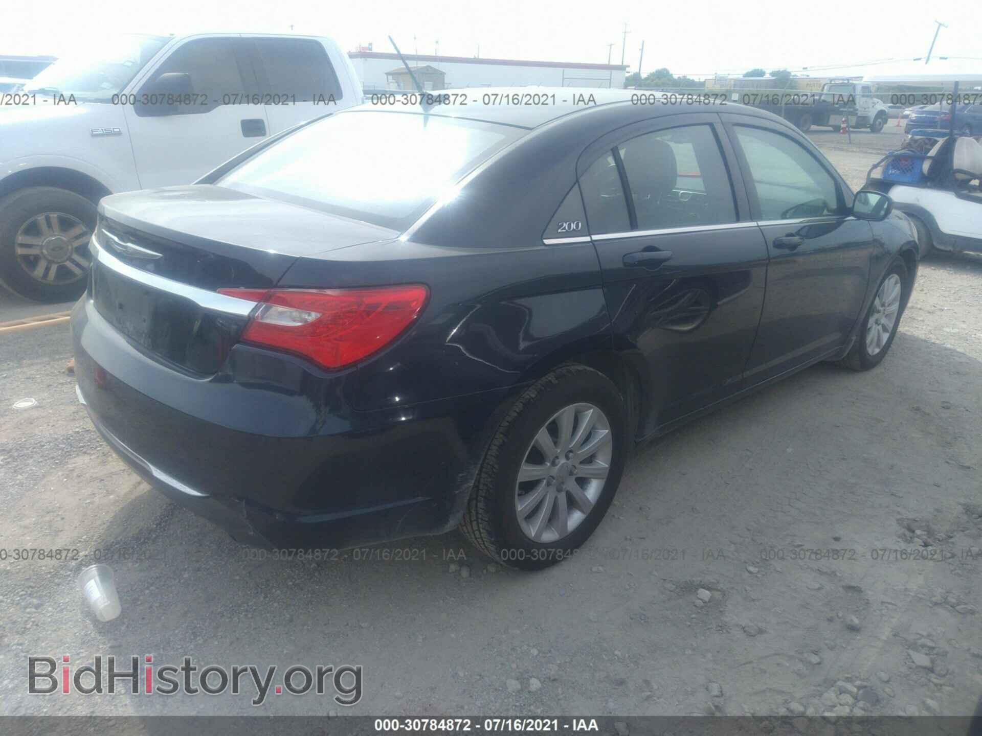 2013 CHRYSLER 200 - VIN: 1C3CCBAG2DN728217 - Фото 4