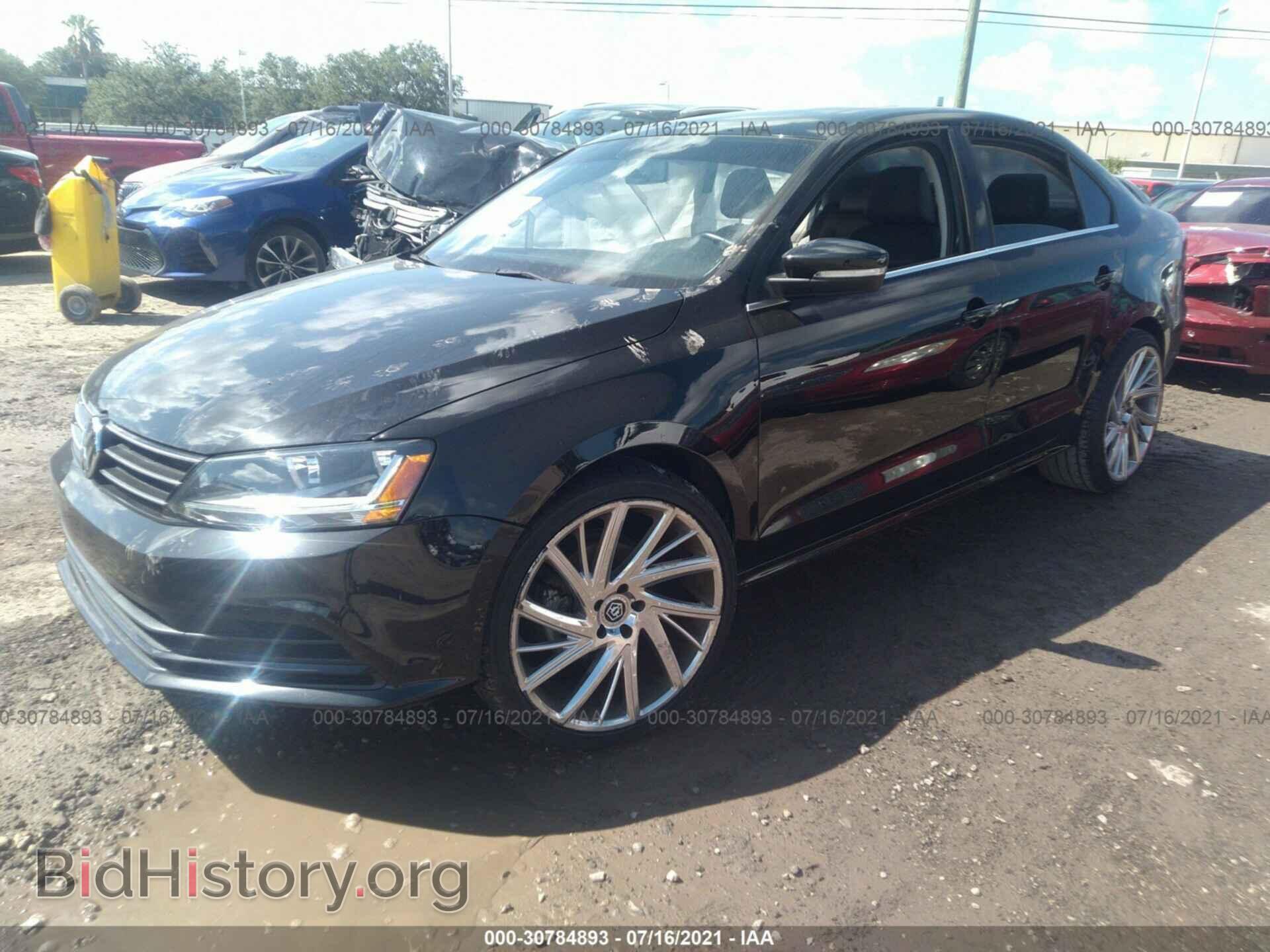 2017 VOLKSWAGEN JETTA - VIN: 3VWDB7AJ9HM245087 - Фото 2